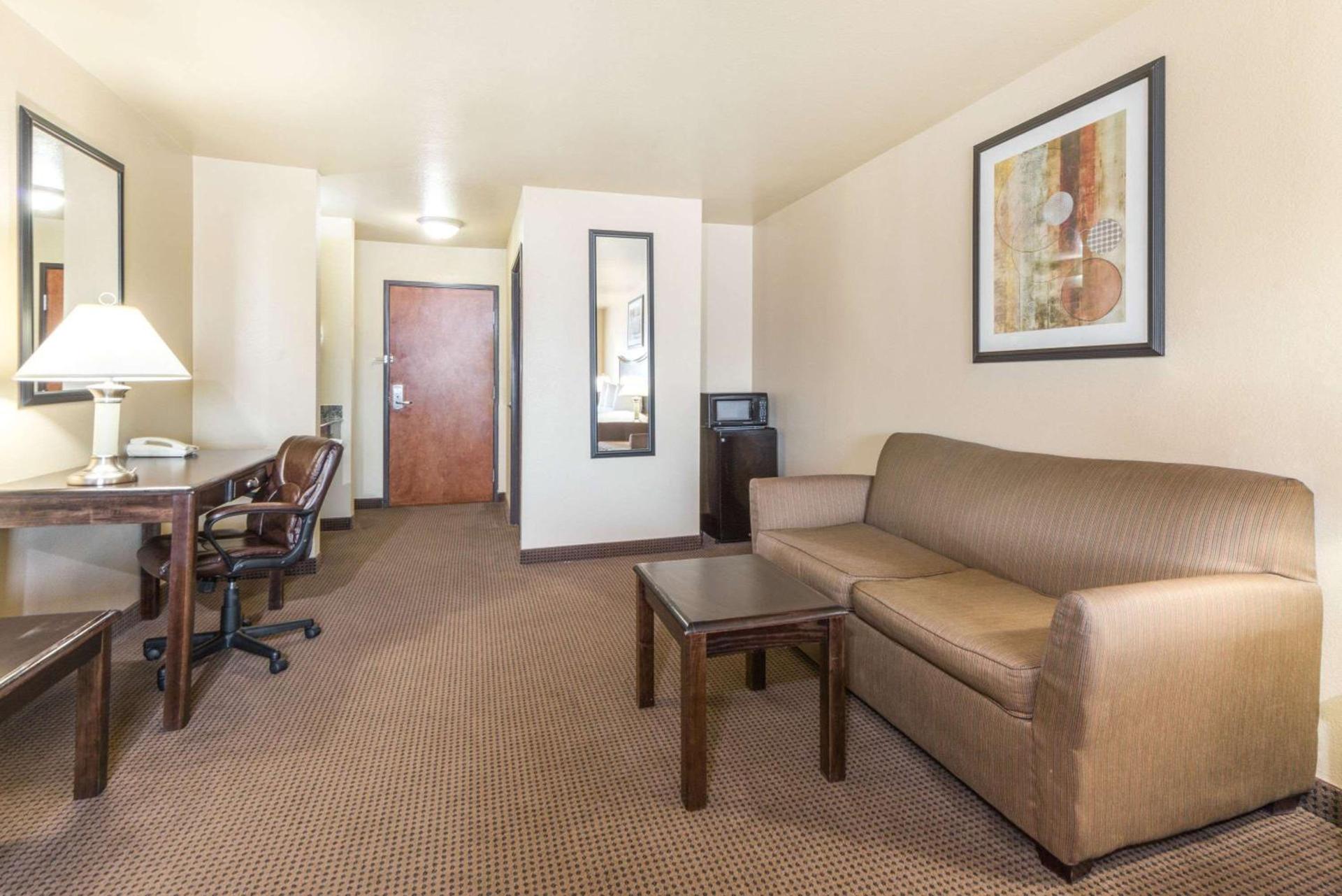 Baymont by Wyndham Perryton photo 19