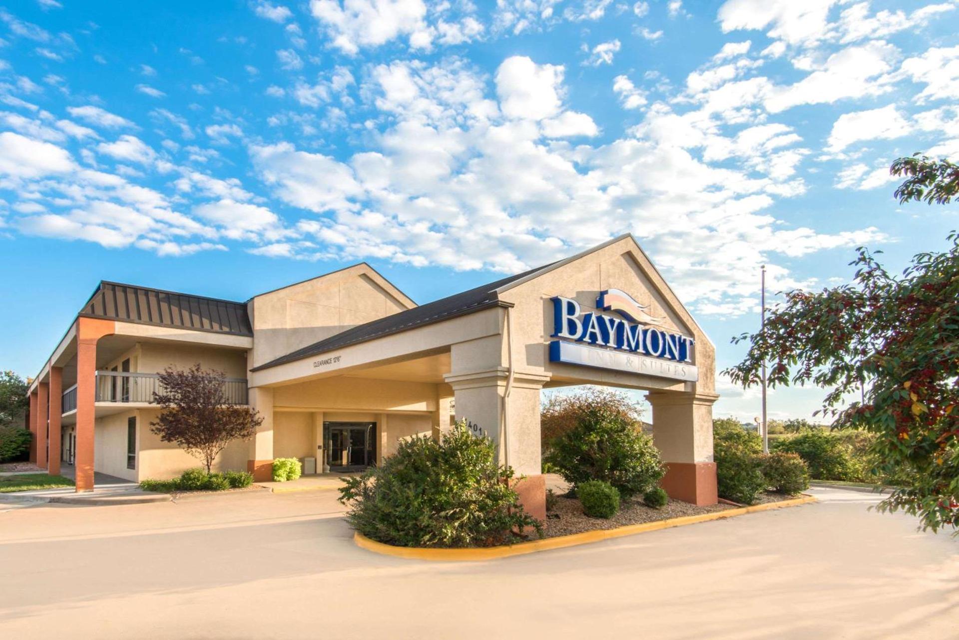 Baymont by Wyndham Topeka — hotel in Topeka