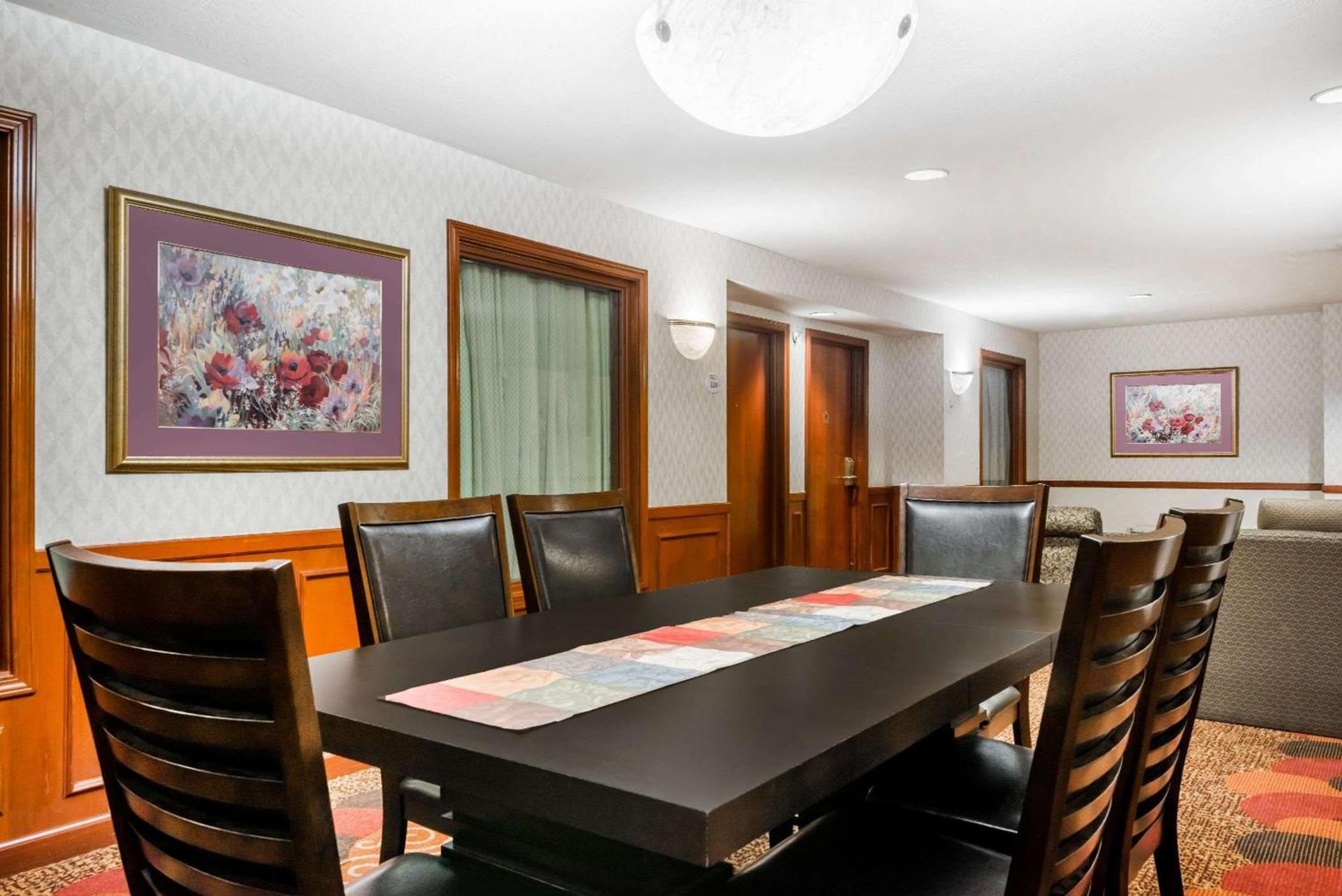 Baymont by Wyndham Plainfield/ Indianapolis Arpt Area photo 15