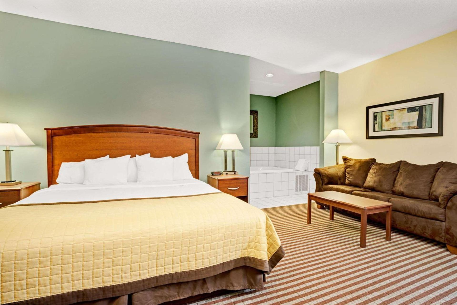 Baymont by Wyndham Wahpeton photo 3
