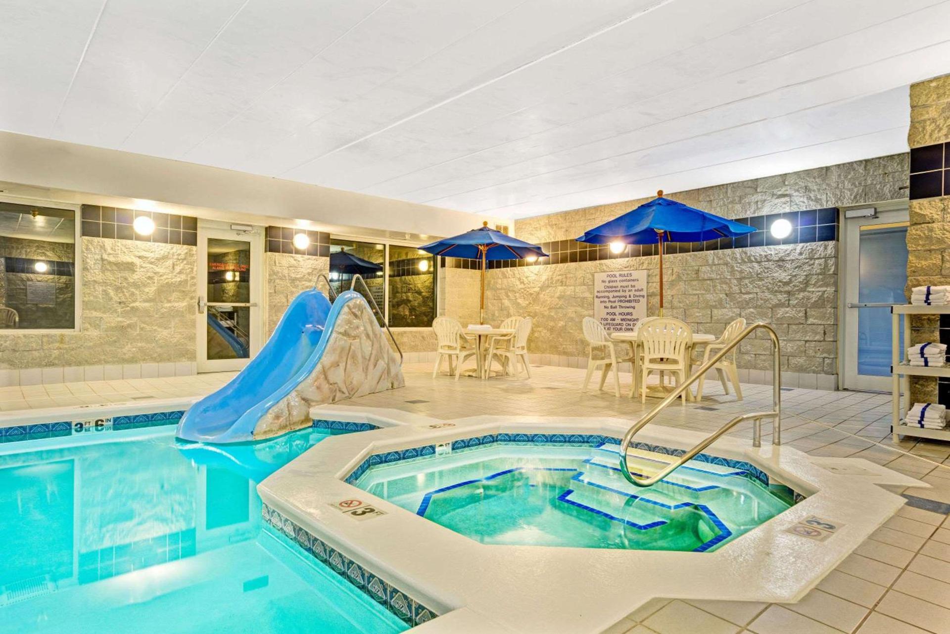 Baymont by Wyndham Wahpeton photo 9