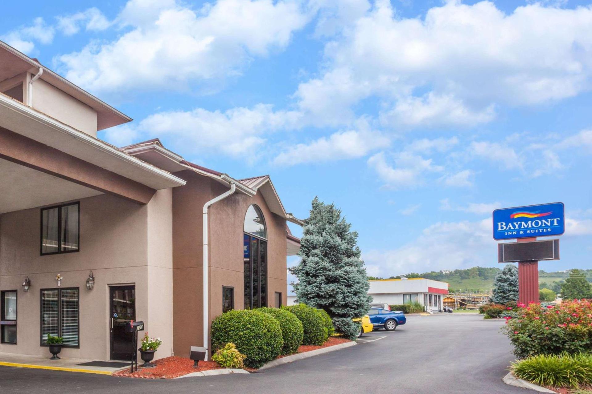 Baymont by Wyndham Pigeon Forge near Island Drive photo 1