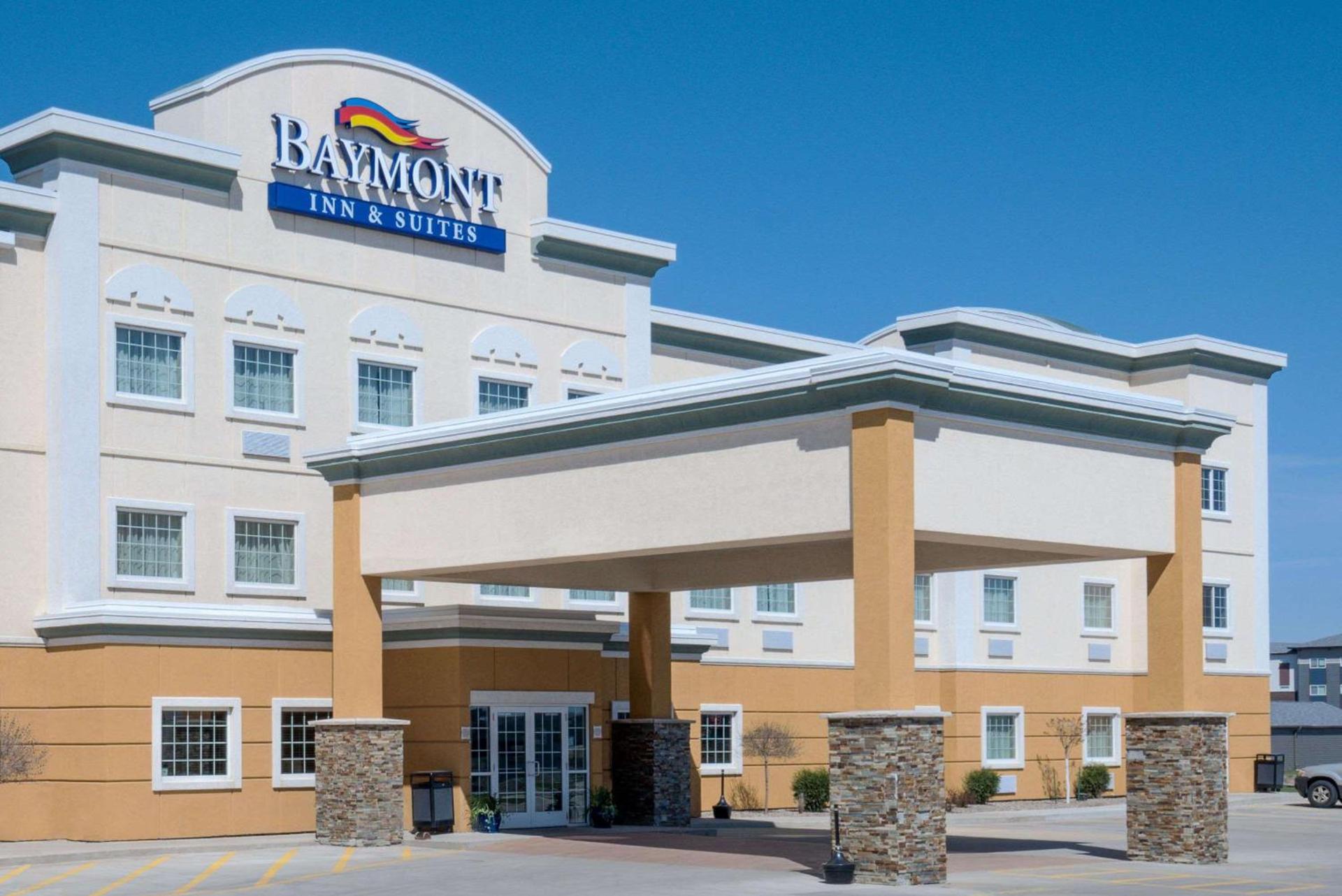 Baymont by Wyndham Minot — hotel in Minot