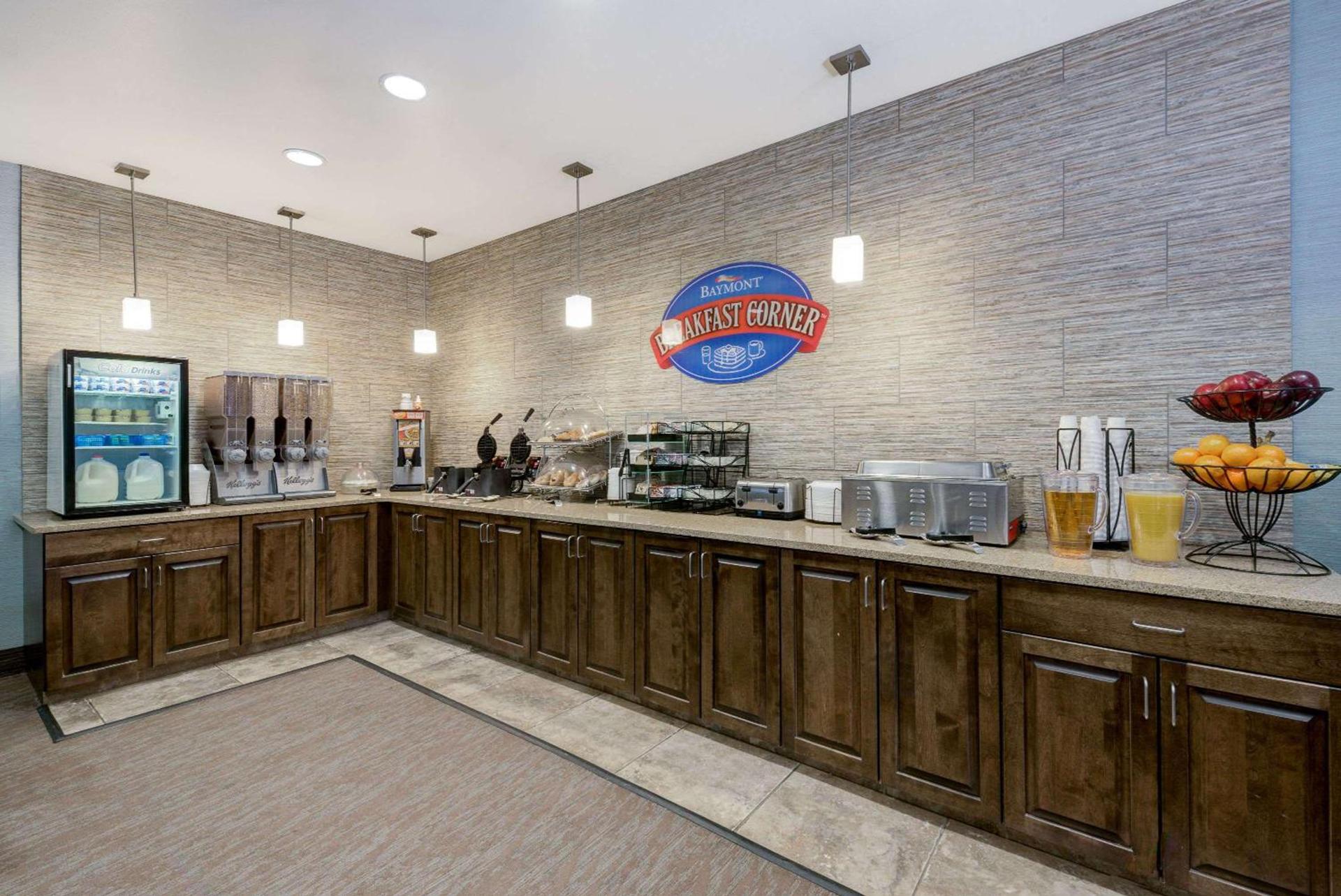 Baymont by Wyndham Minot photo 30