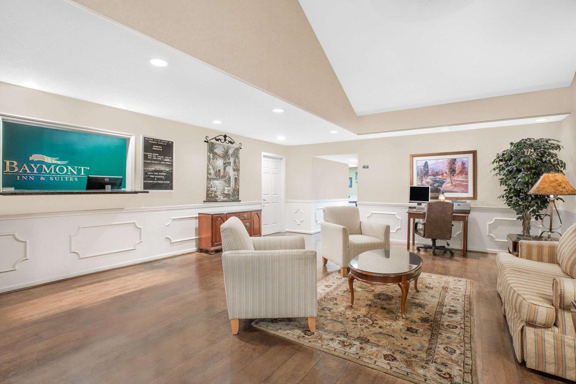 Baymont by Wyndham Roanoke Rapids photo 15