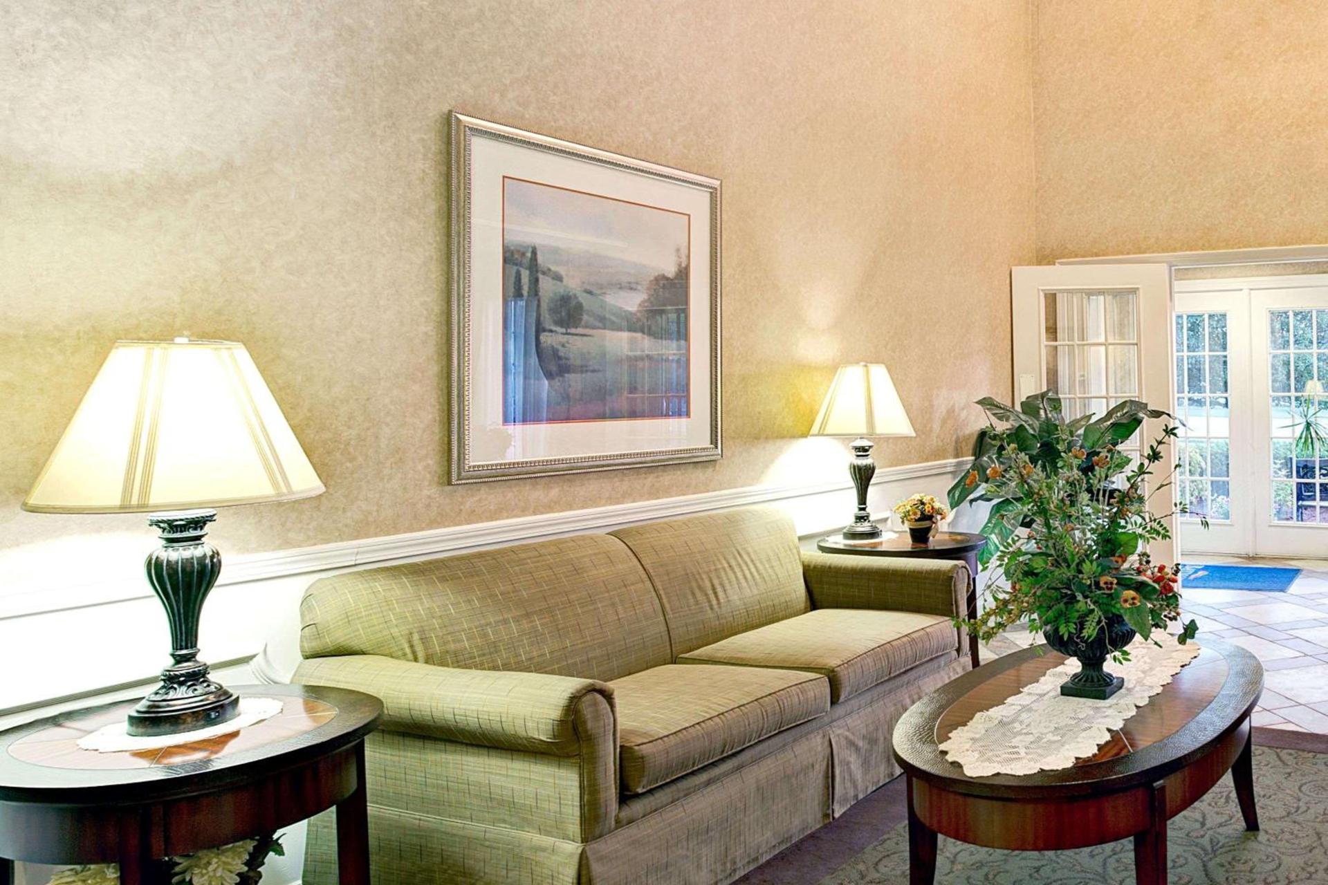 Baymont by Wyndham Sanford photo 4