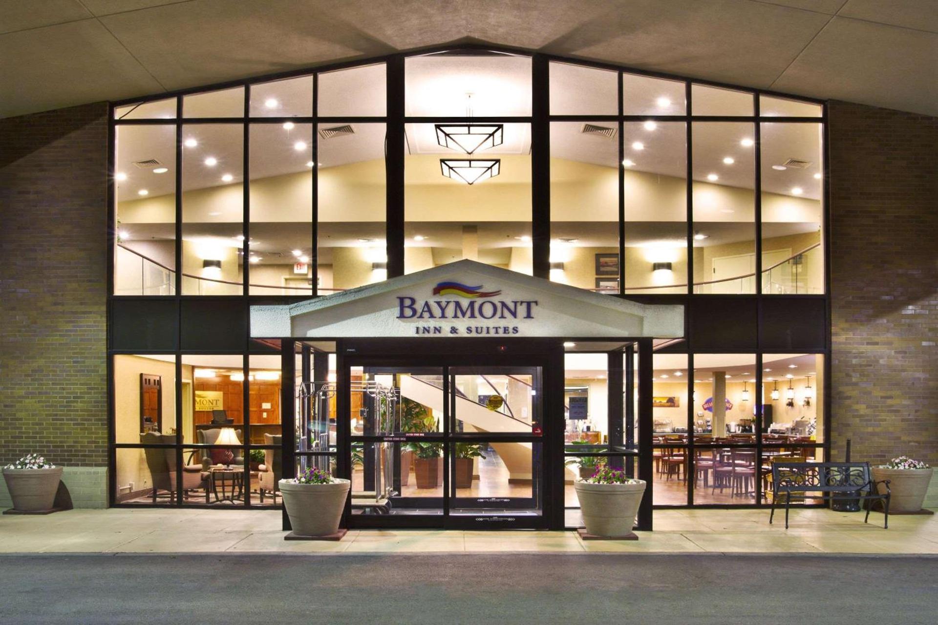 Baymont by Wyndham Knoxville/Cedar Bluff photo 3