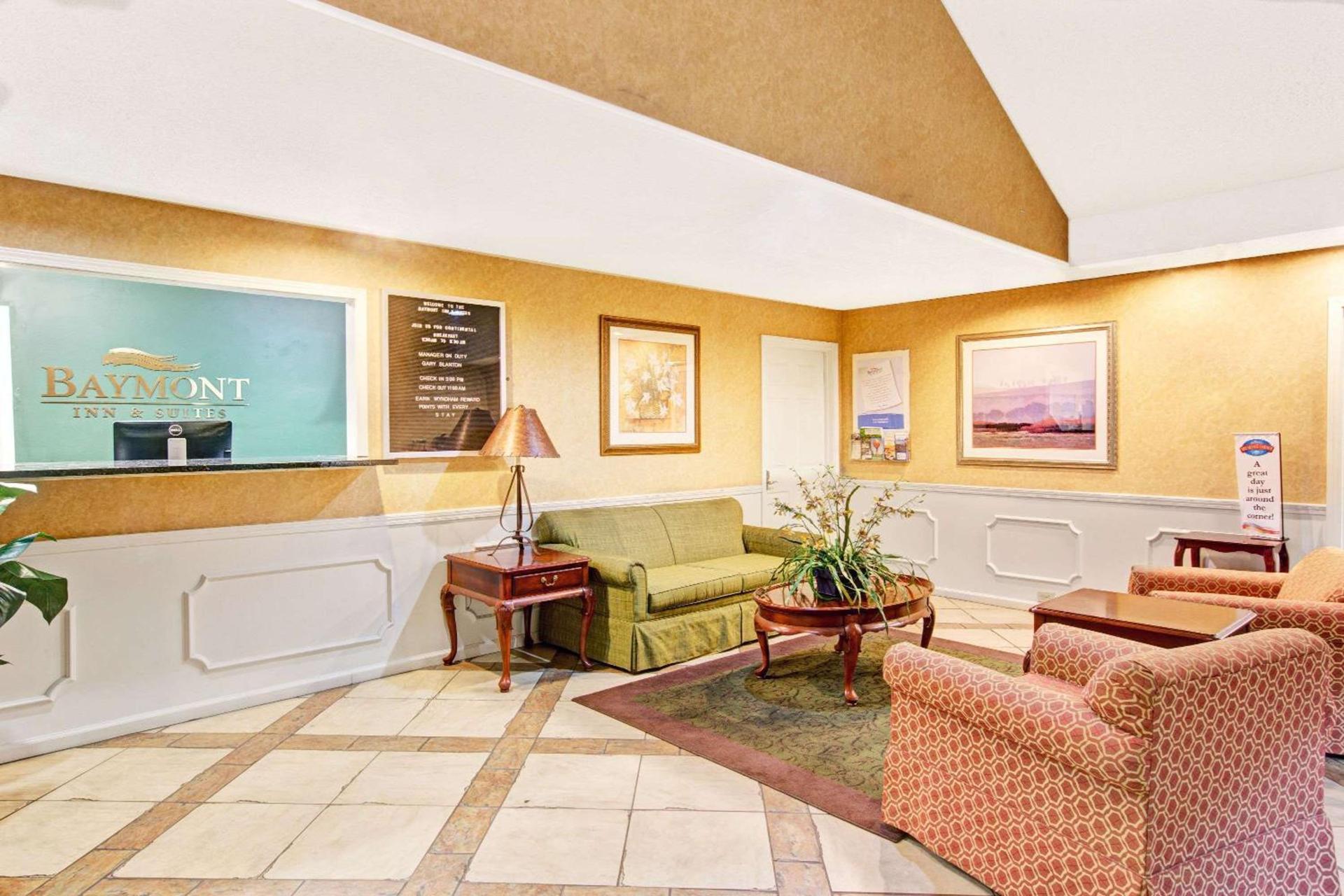 Baymont by Wyndham Gaffney photo 12