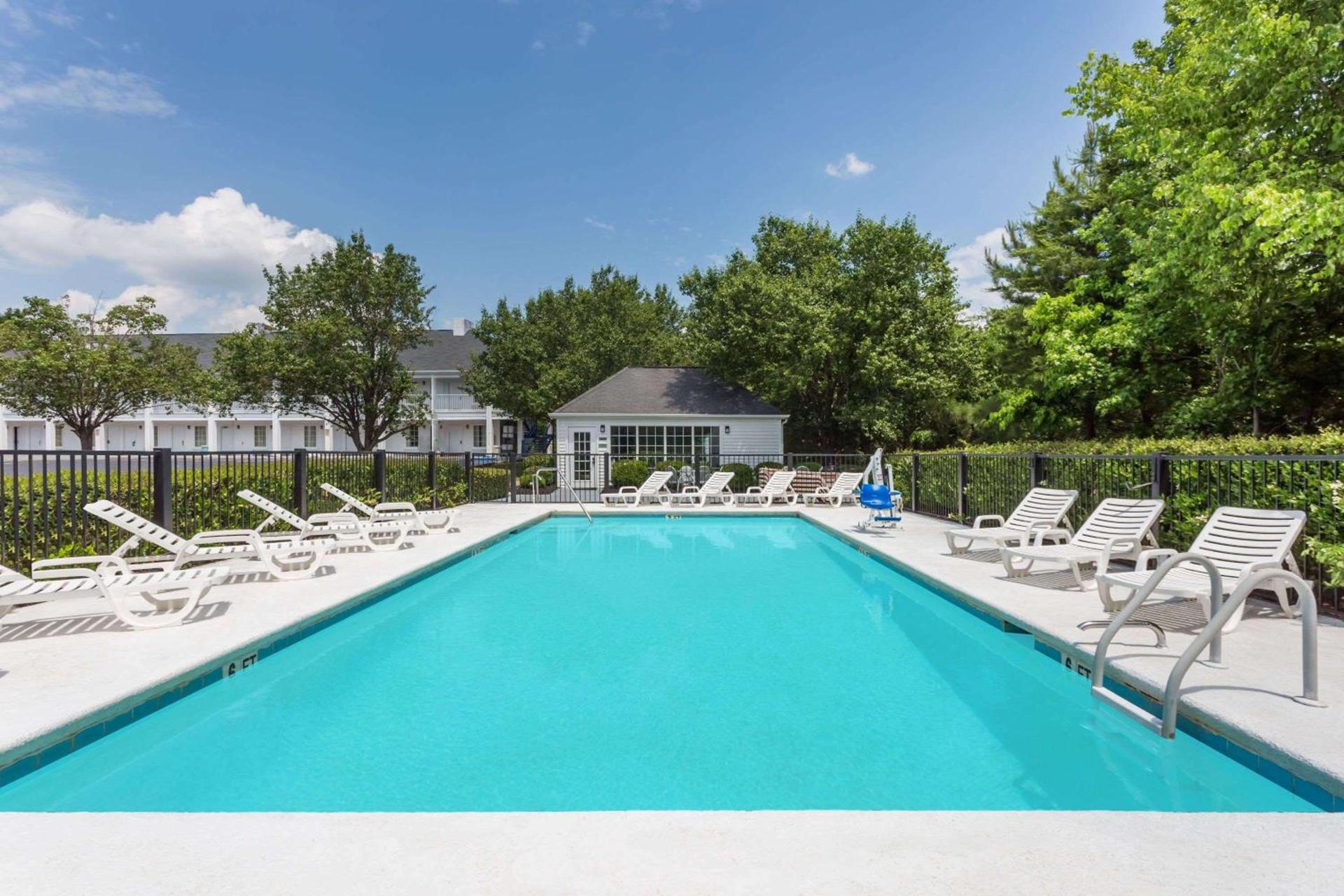 Baymont by Wyndham Anderson Clemson photo 15