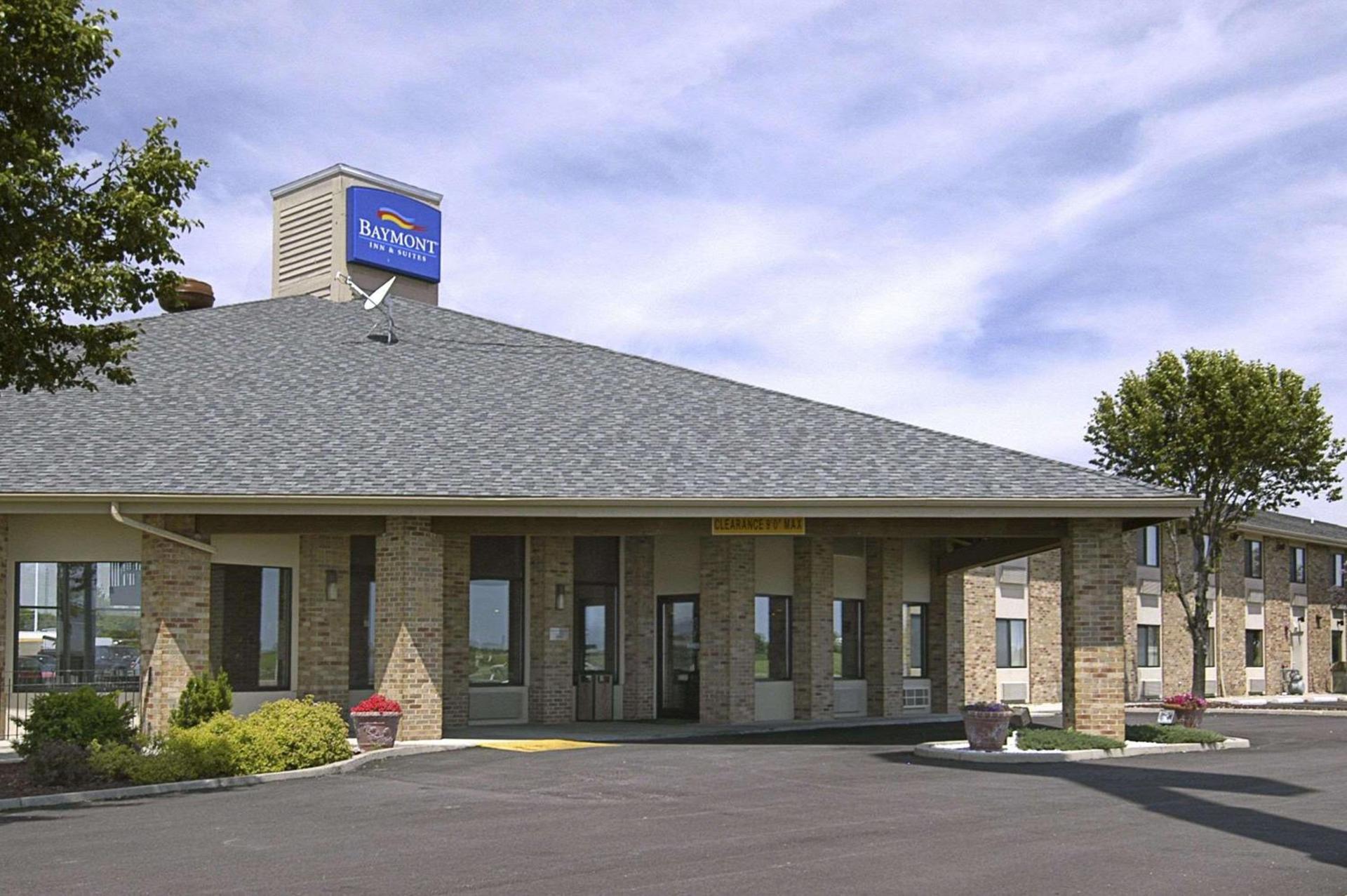 Baymont by Wyndham Tuscola — hotel in Tuscola