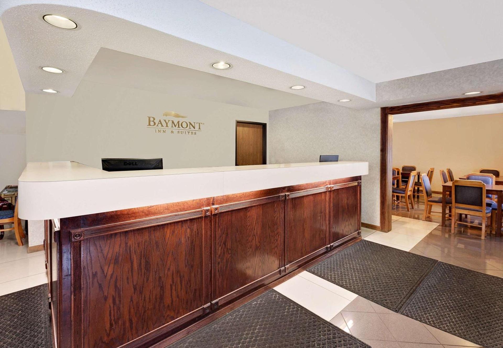 Baymont by Wyndham Battle Creek Downtown photo 25