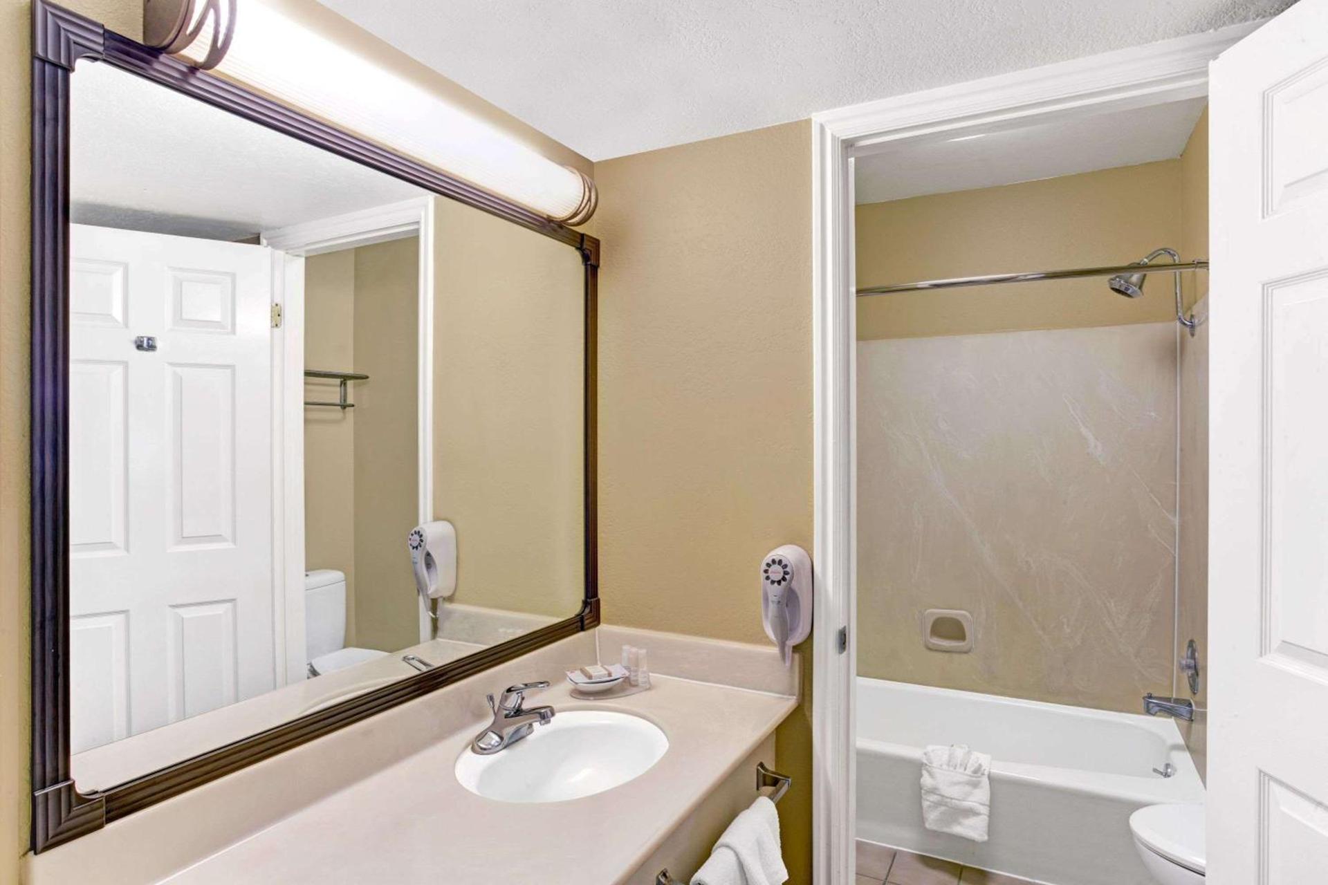 Provo River Inn photo 8