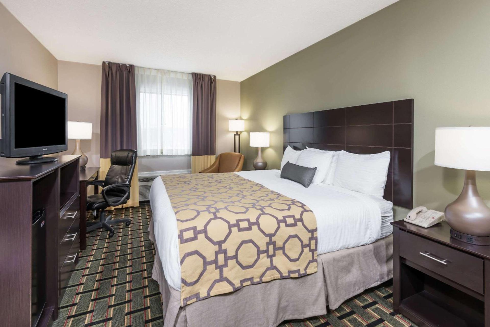 Baymont by Wyndham Cambridge photo 11