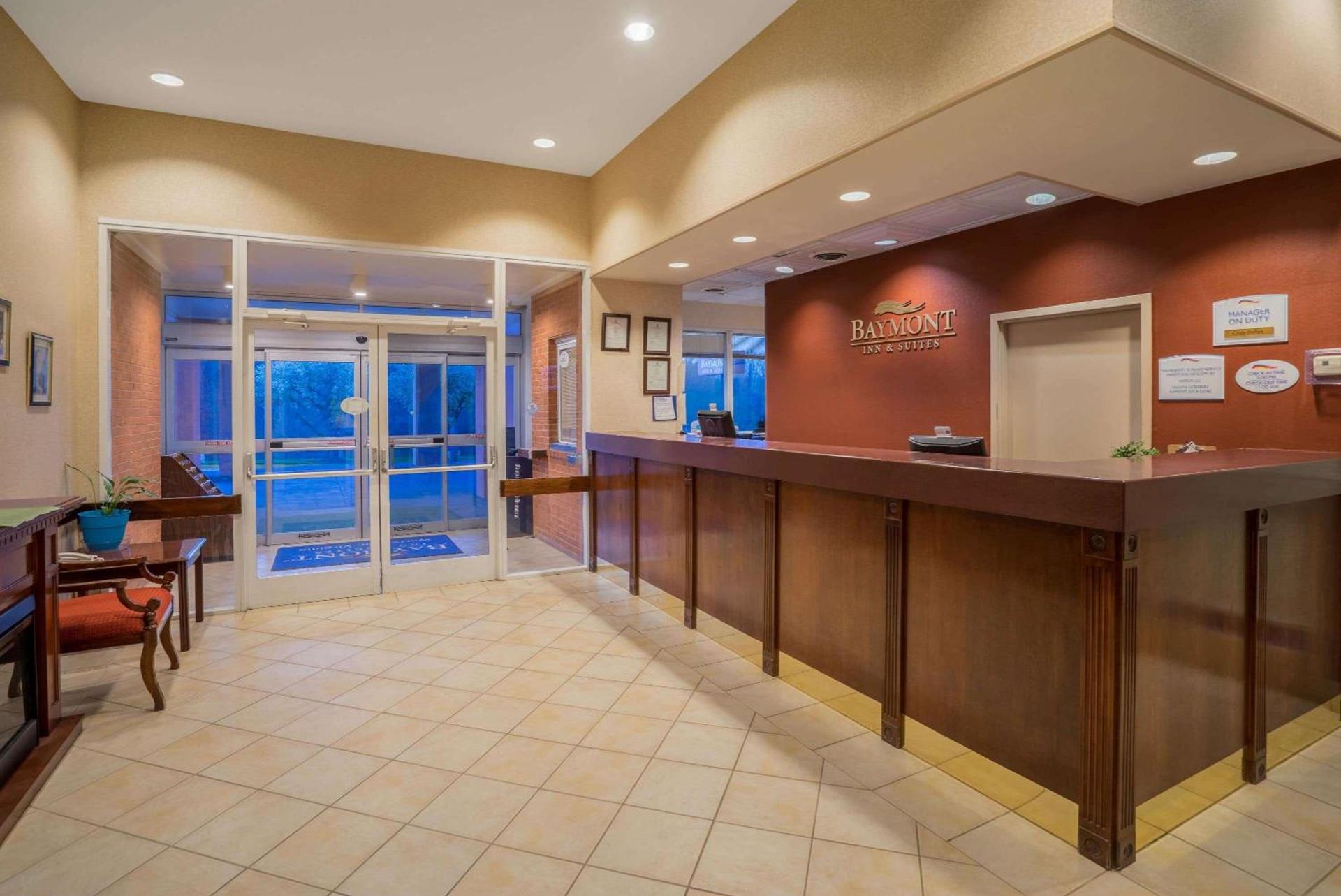 Baymont by Wyndham Warrenton photo 19
