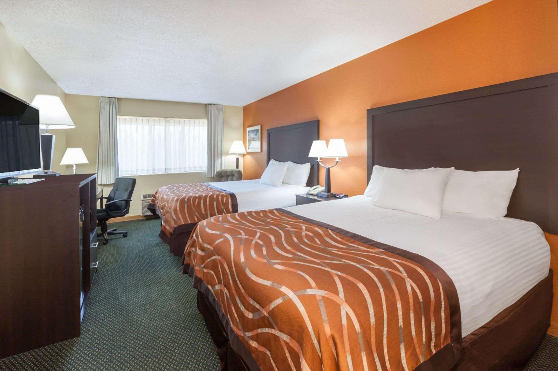 Baymont by Wyndham Midland photo 32