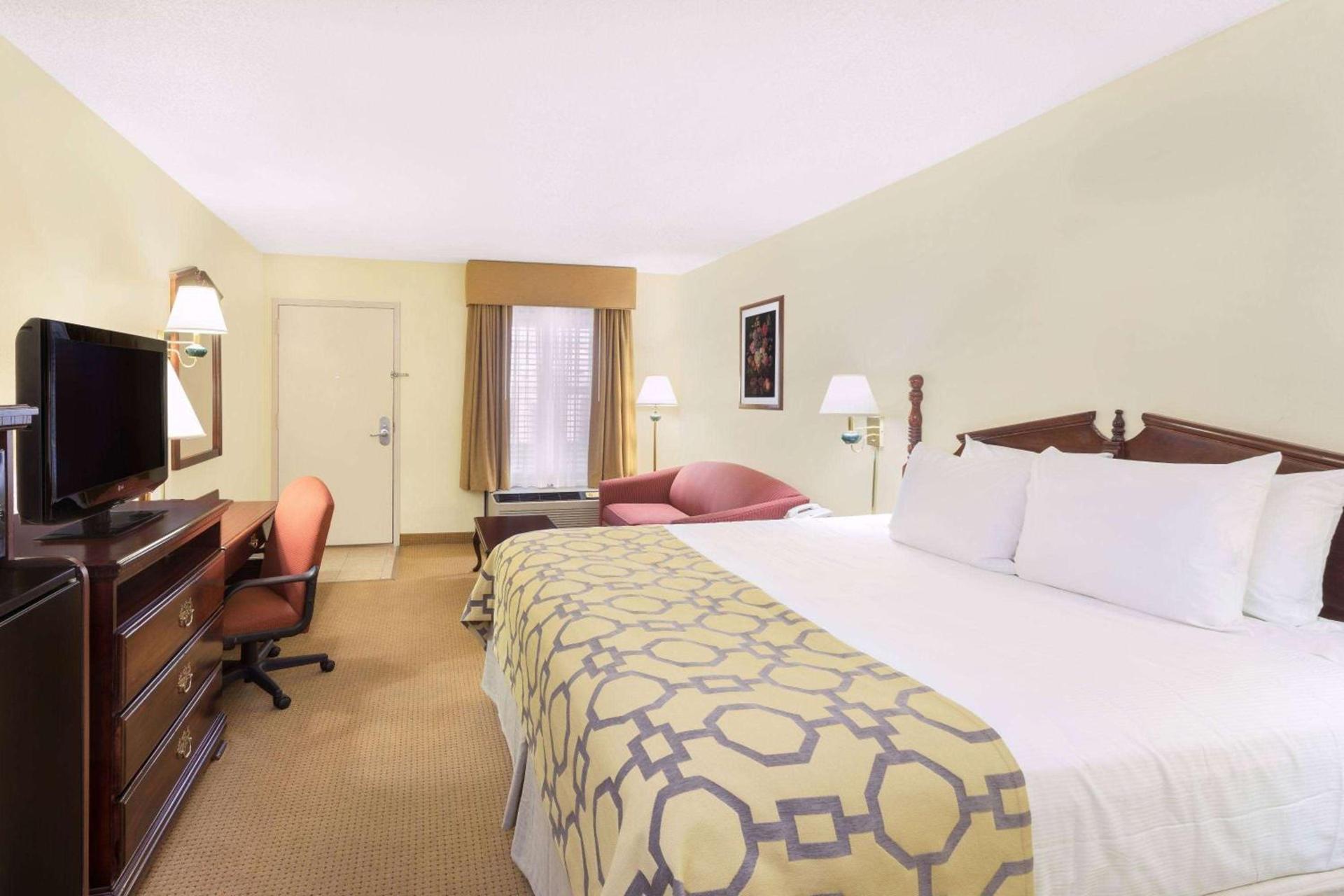 Baymont by Wyndham Griffin photo 15