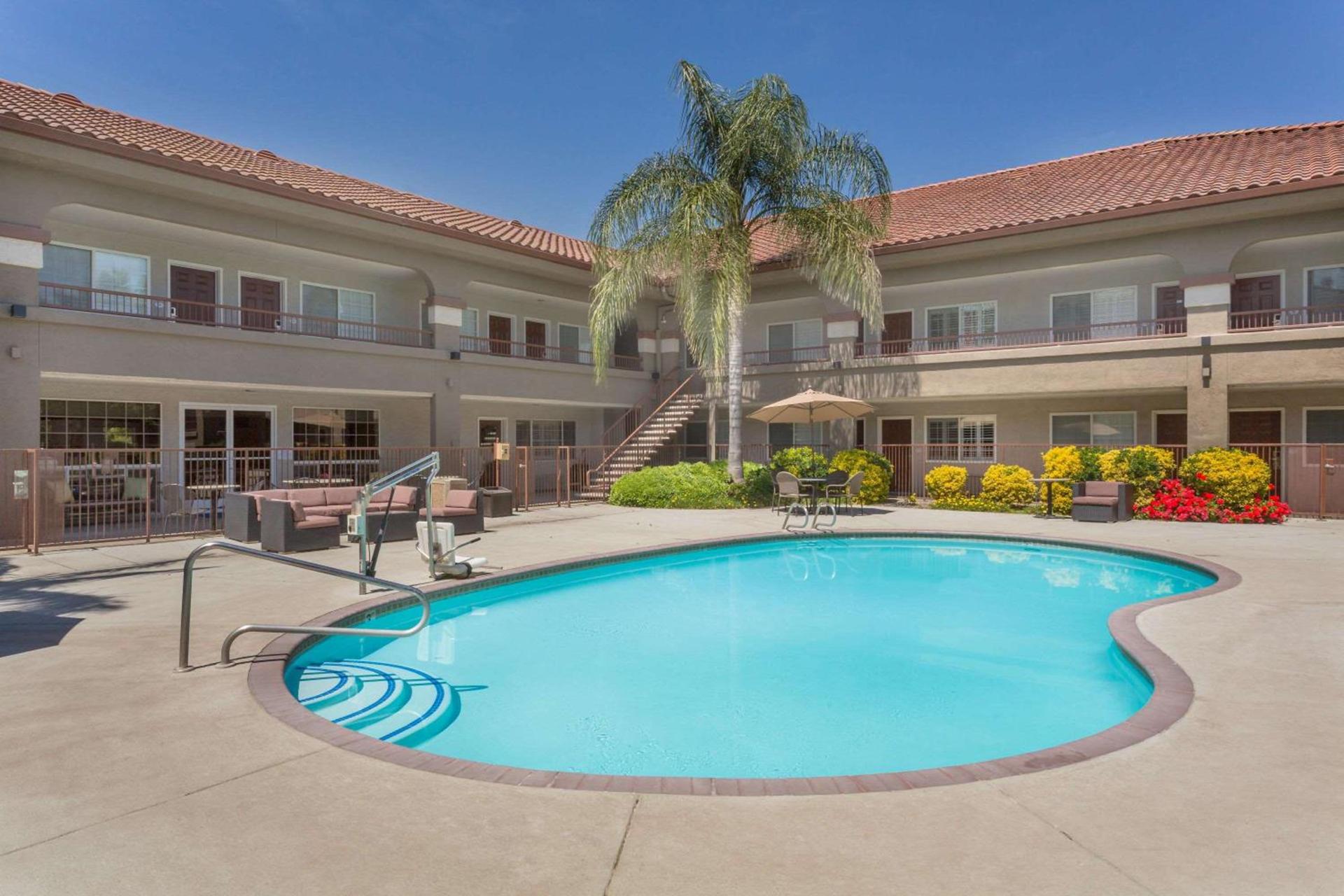 Baymont by Wyndham Modesto Salida photo 31