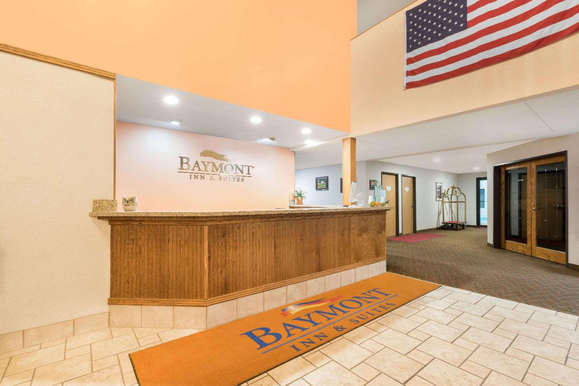 Baymont by Wyndham Hot Springs photo 25