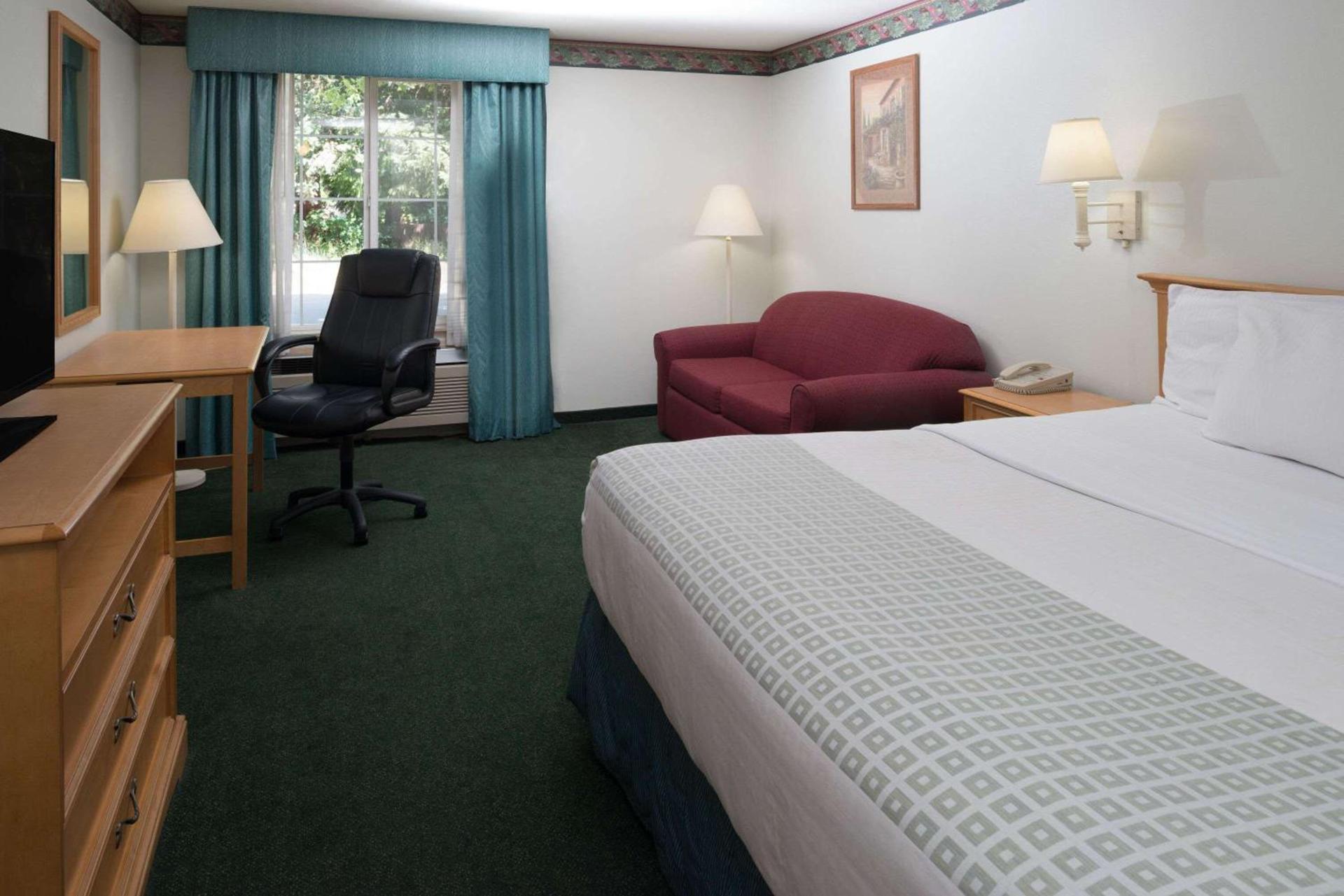 Baymont by Wyndham Coeur D Alene photo 5