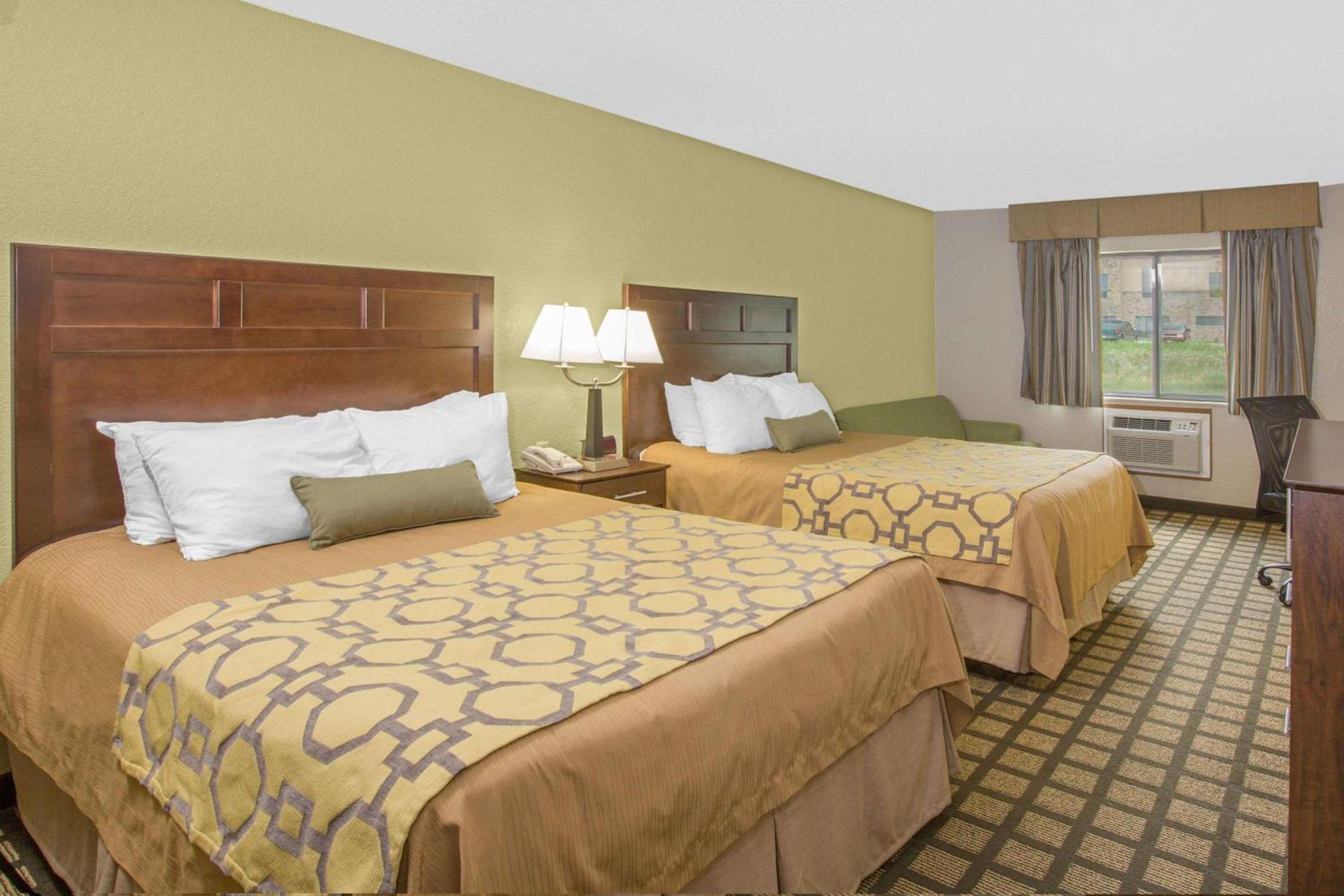 Baymont by Wyndham Ames photo 12
