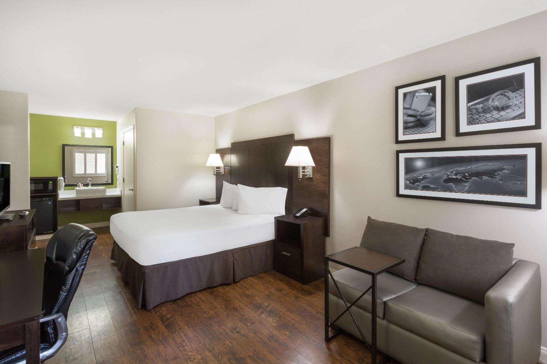 Baymont by Wyndham Modesto Salida photo 24
