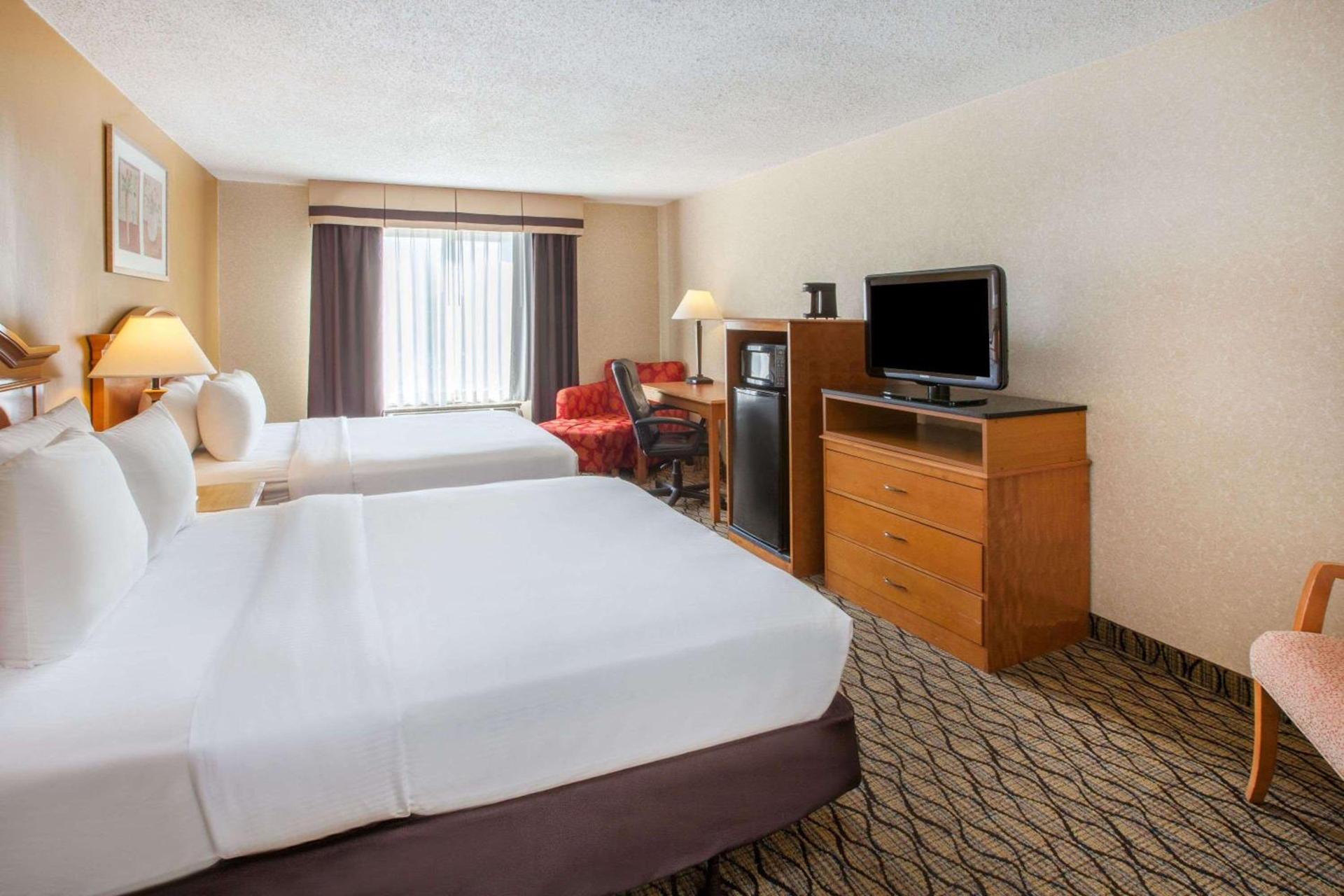 Americas Best Value Inn Canton photo 7