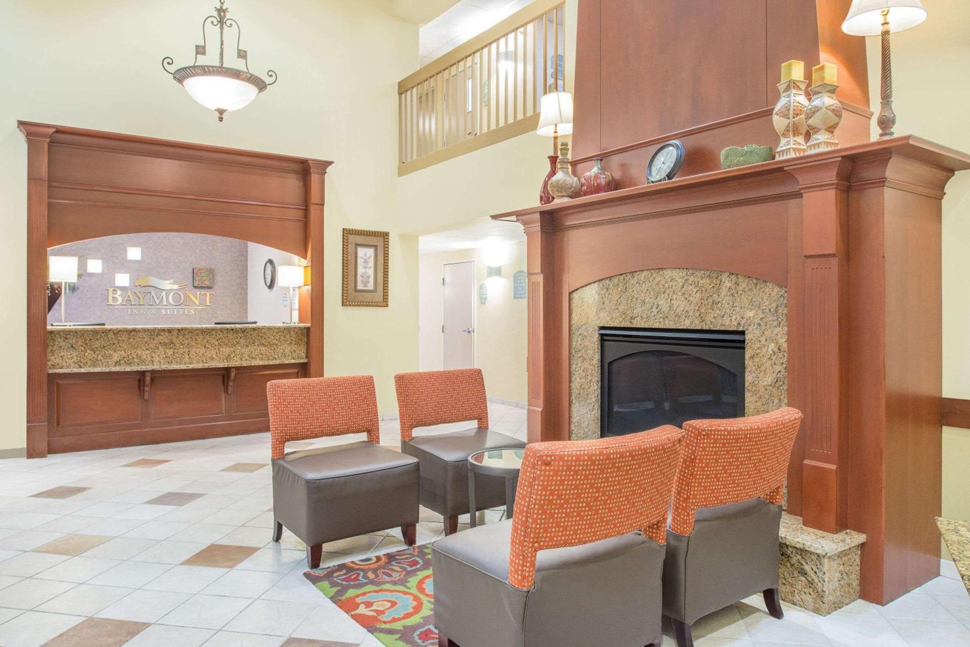 Baymont by Wyndham Litchfield photo 14