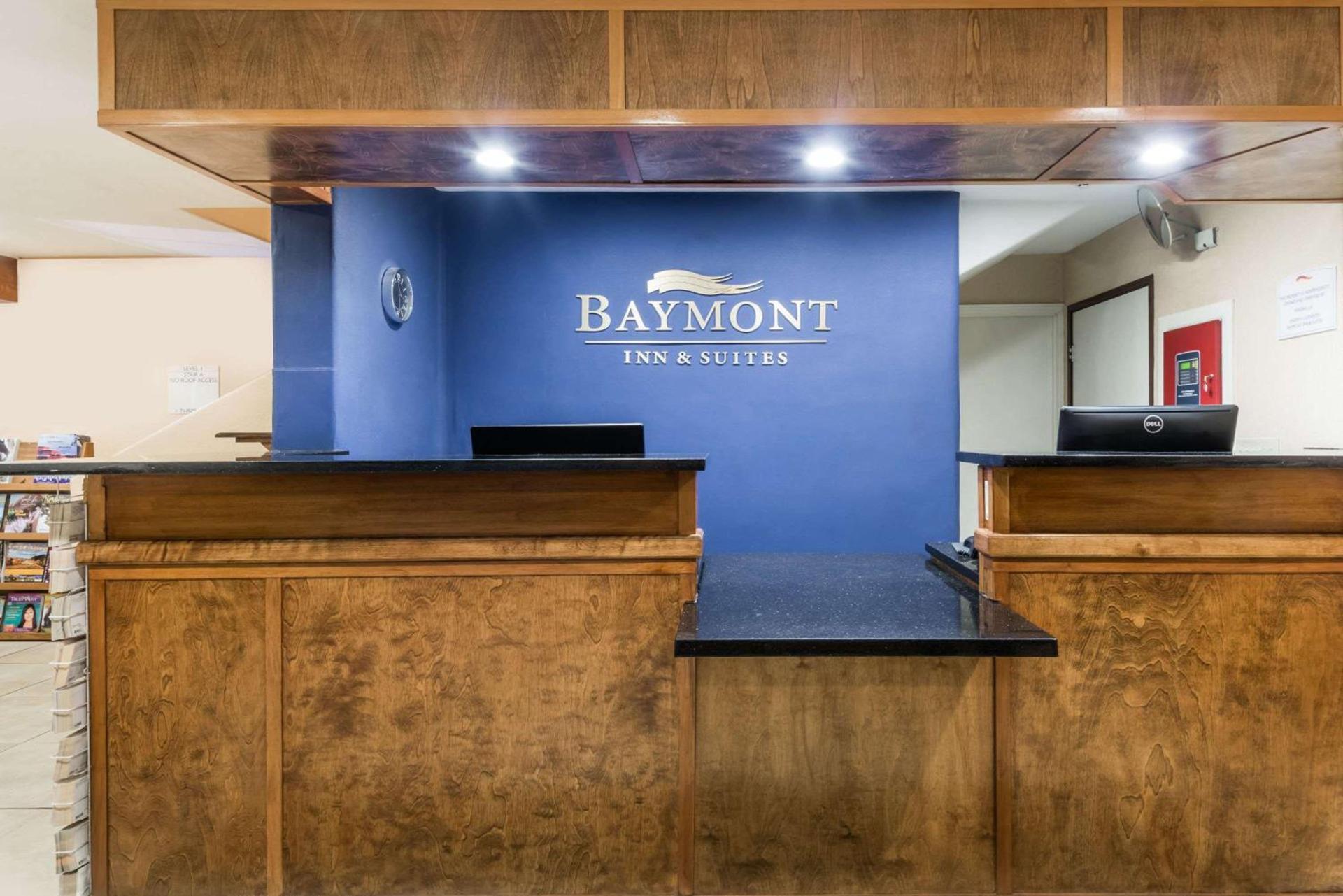 Baymont by Wyndham Santa Fe photo 3