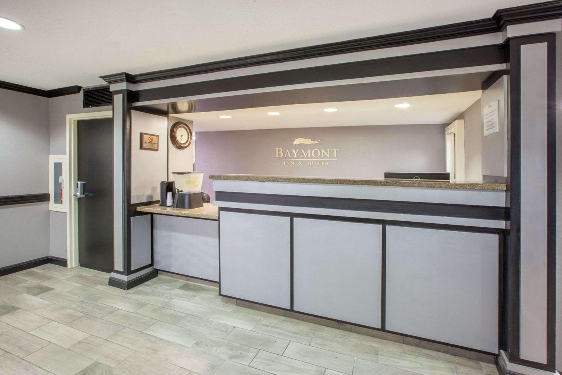 Americas Best Value Inn Canton photo 3