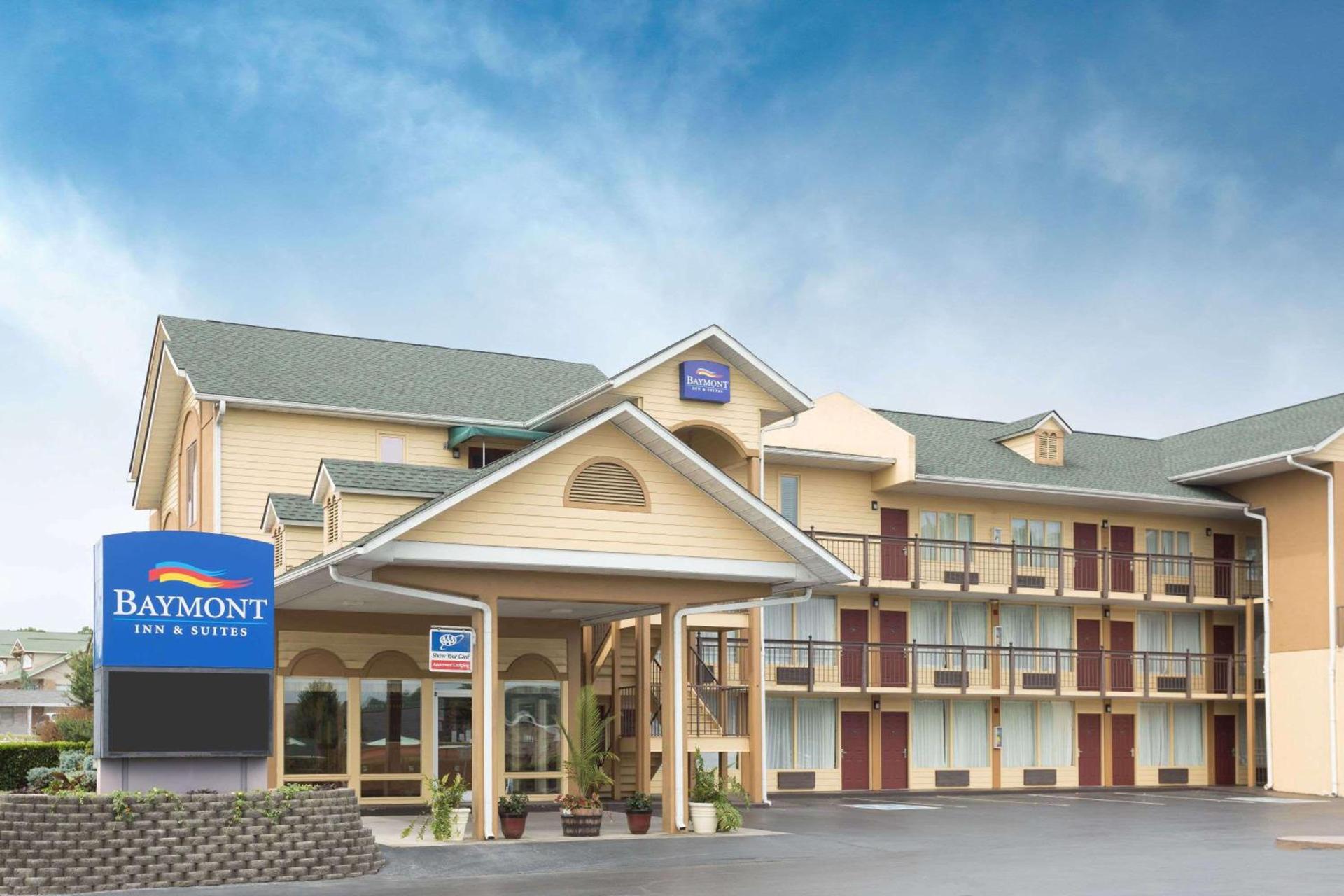 Baymont by Wyndham Sevierville Pigeon Forge photo 32