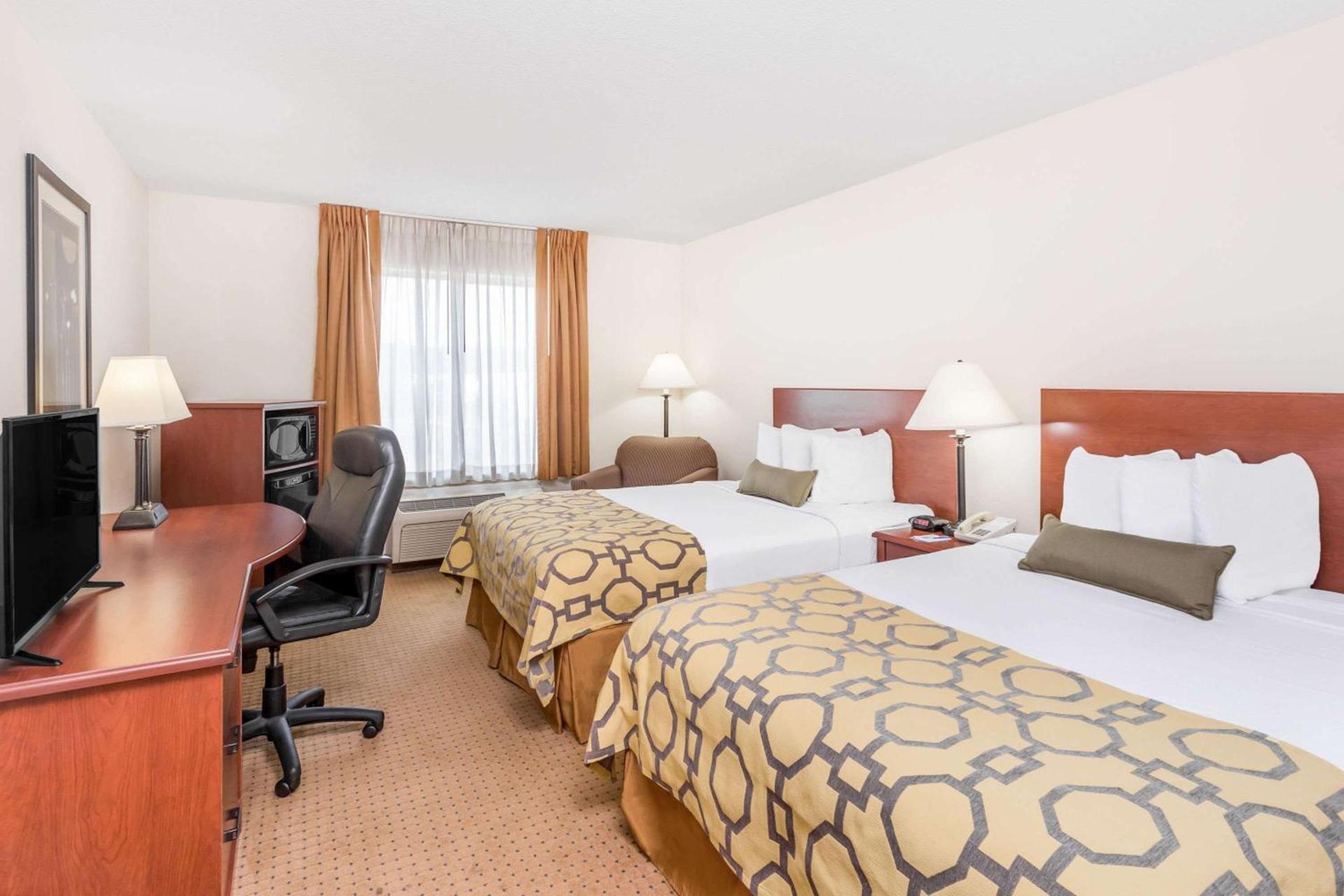 Baymont by Wyndham Cartersville photo 25
