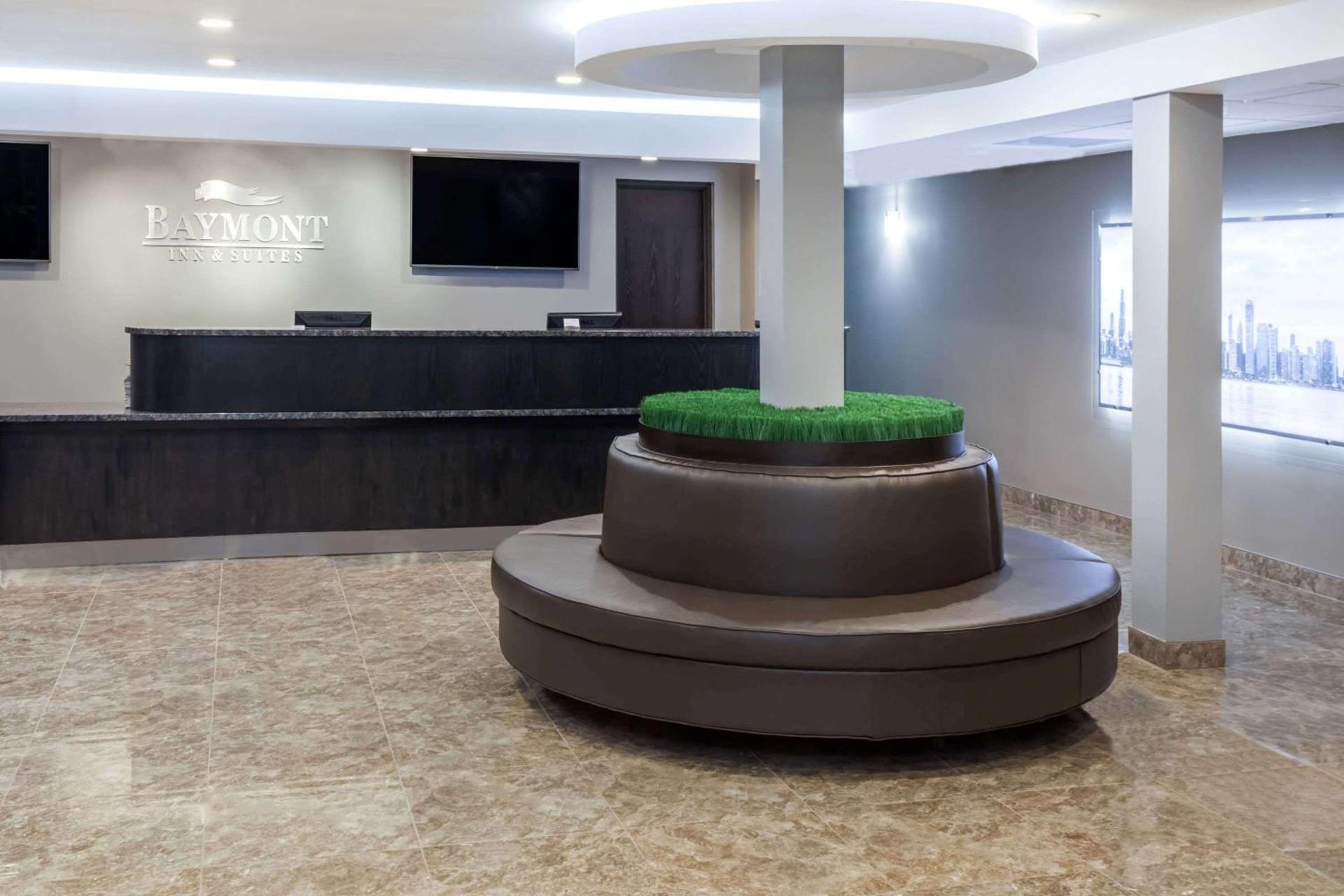 Baymont by Wyndham Glenview photo 25