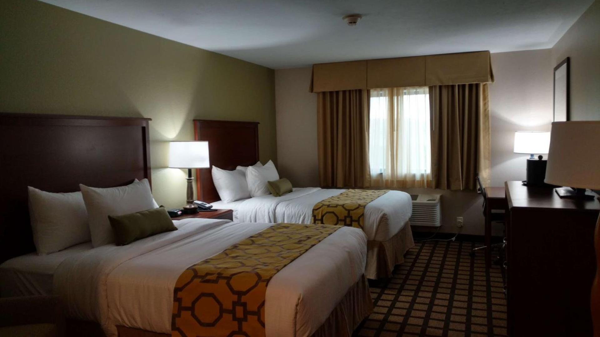 Baymont by Wyndham Oacoma photo 10