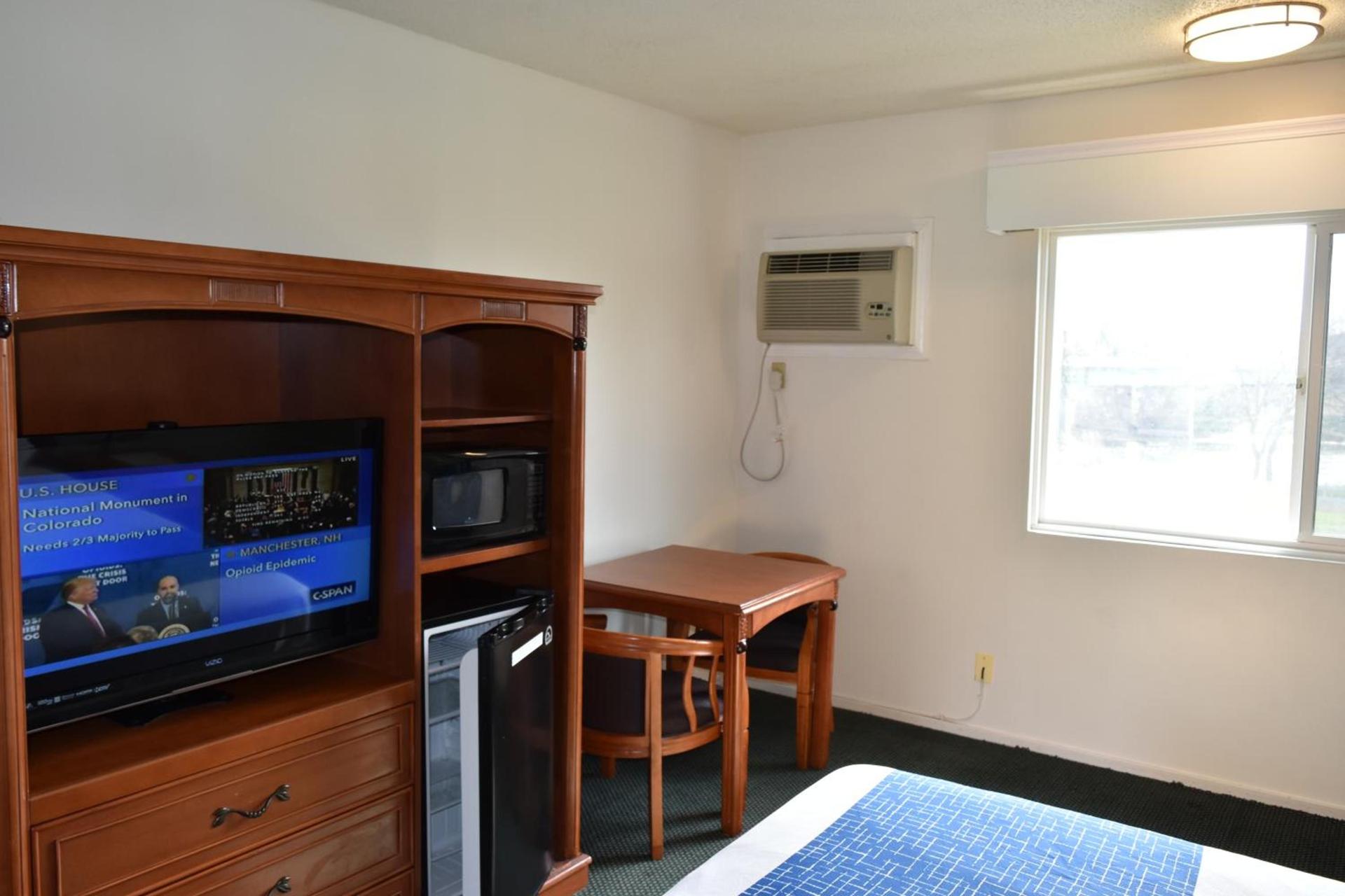 Travelodge by Wyndham Red Bluff South of Redding photo 43