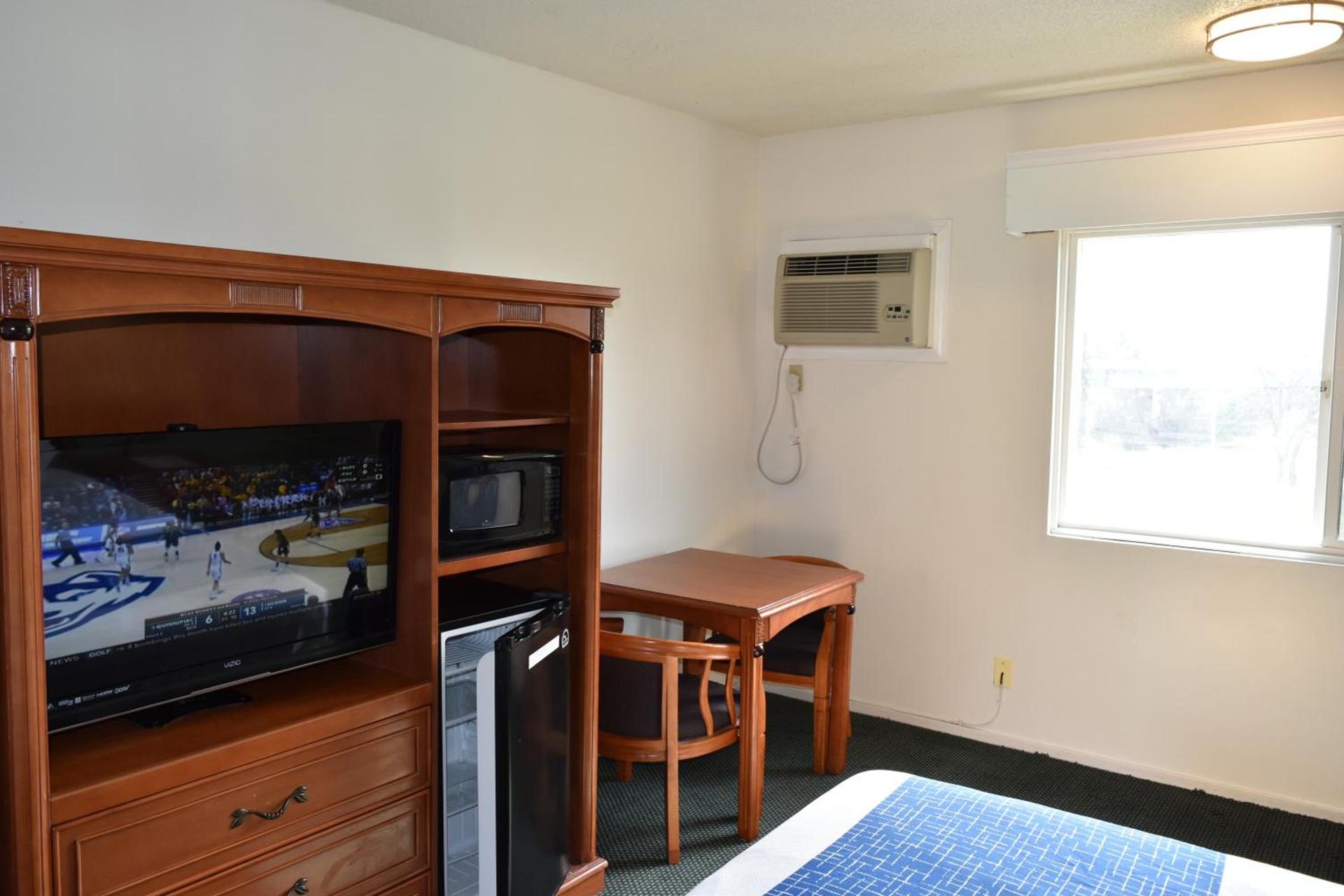 Travelodge by Wyndham Red Bluff South of Redding photo 40