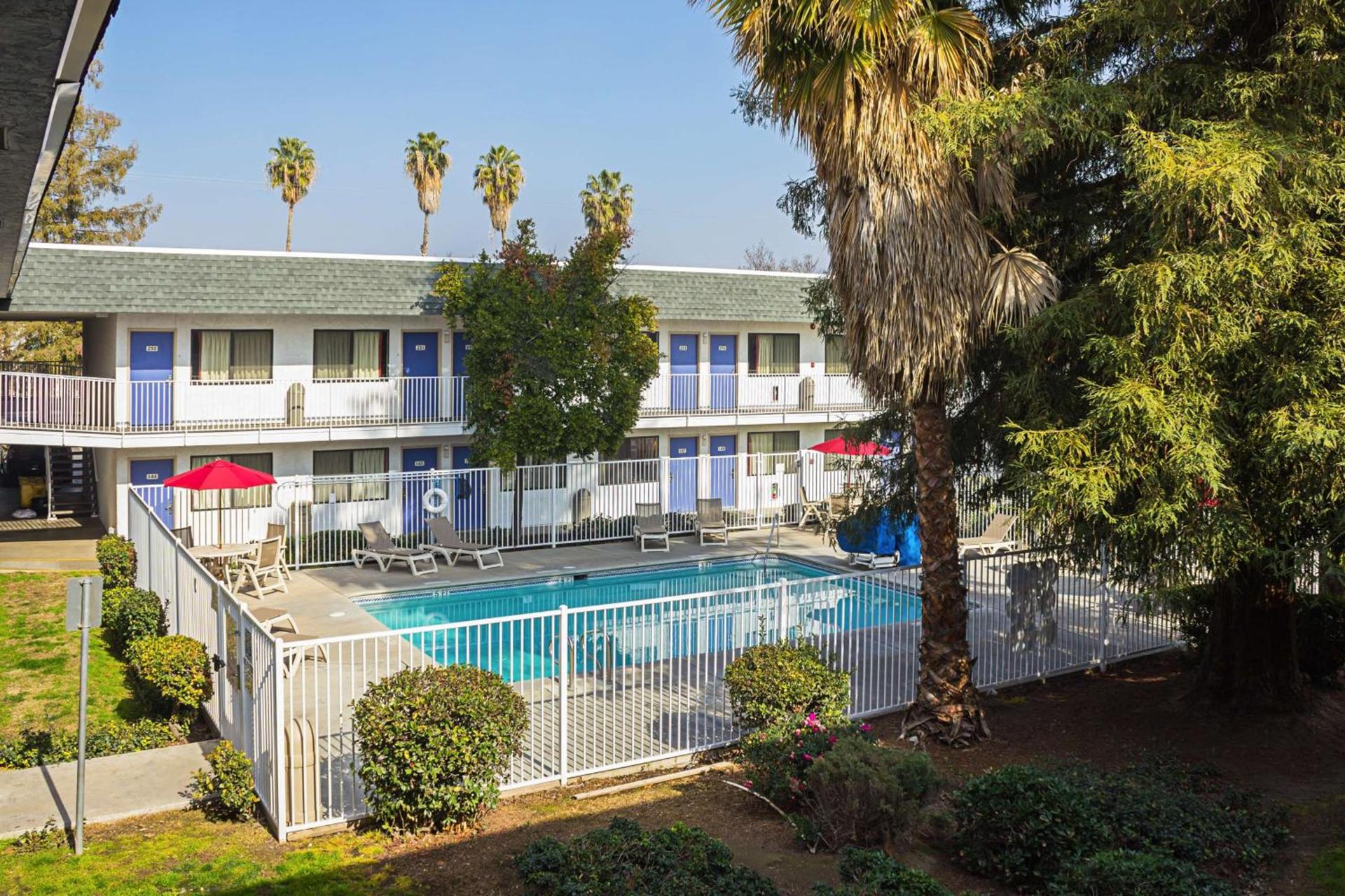 Motel 6-Porterville, CA photo 47