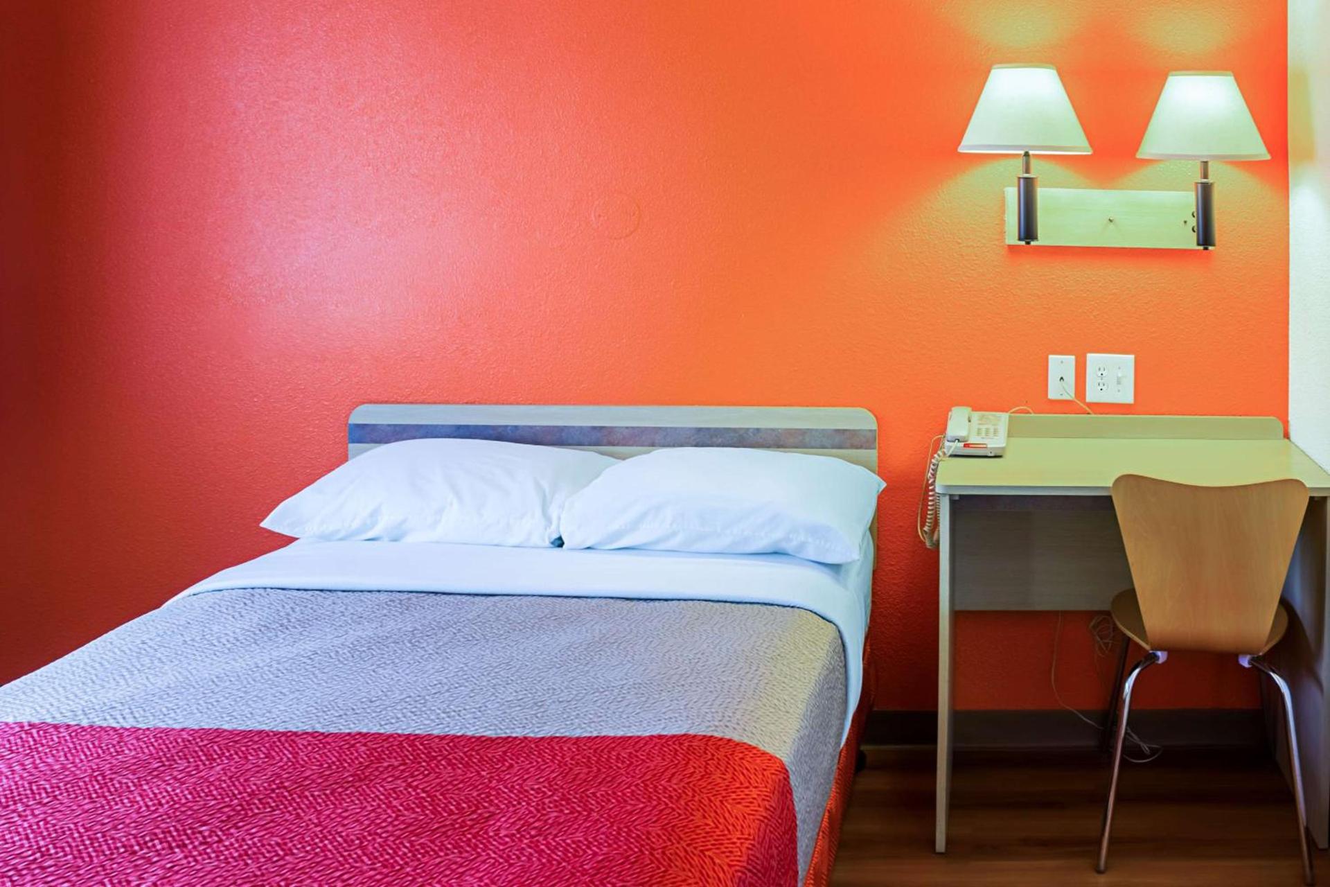 Motel 6-Porterville, CA photo 43