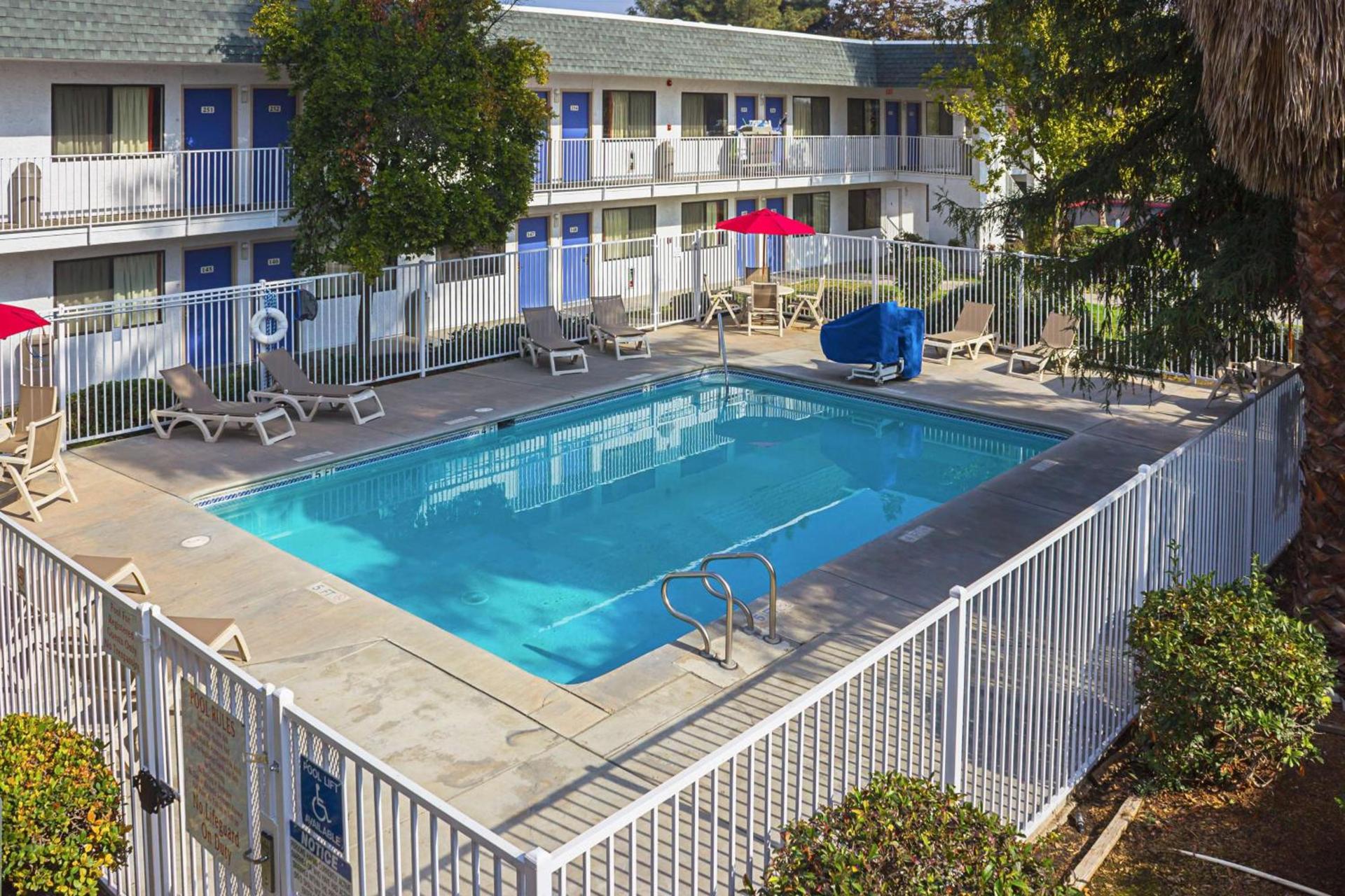 Motel 6-Porterville, CA photo 23