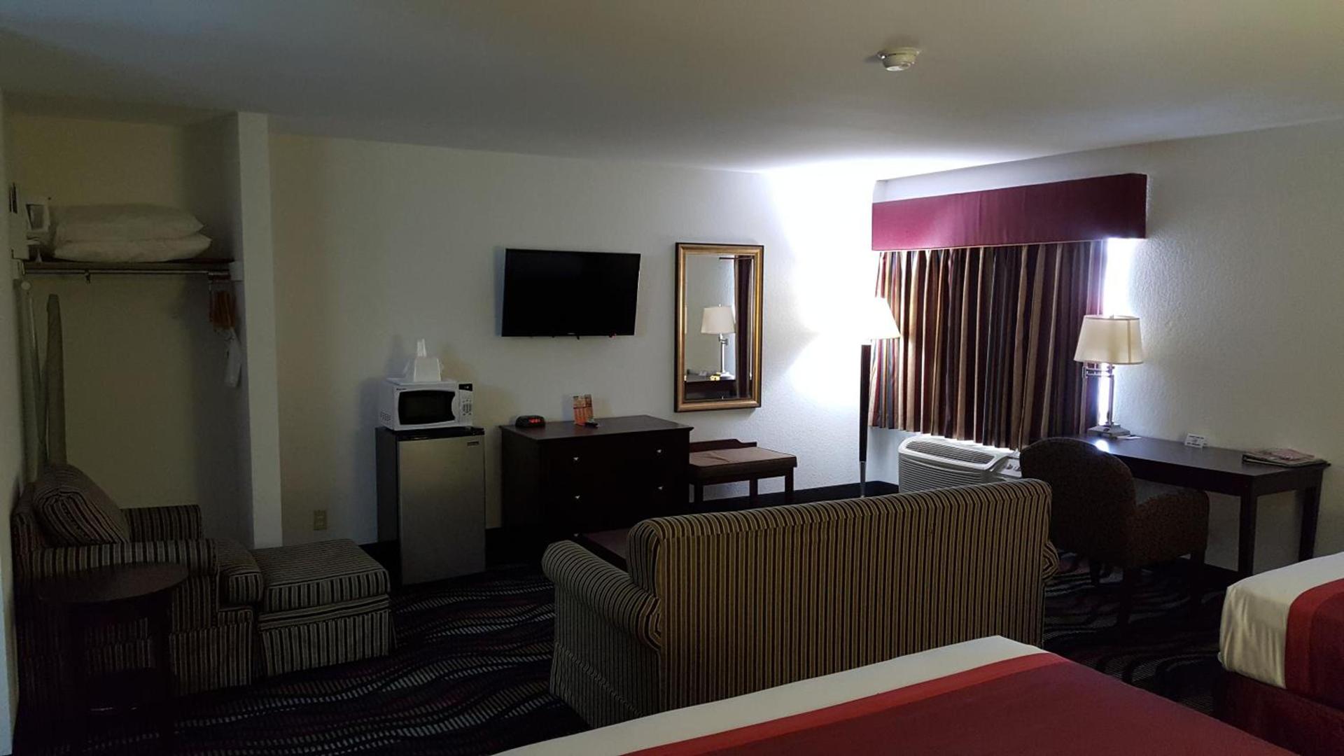 Horizon Inn photo 23