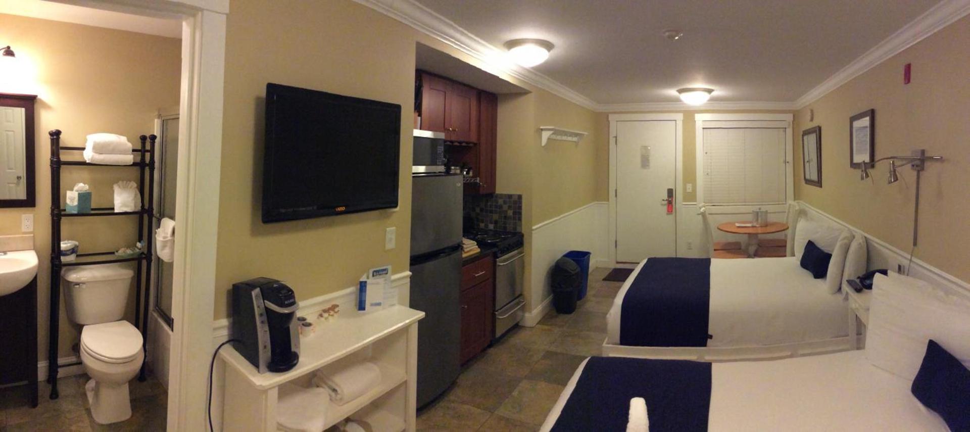 The Beachwood photo 56