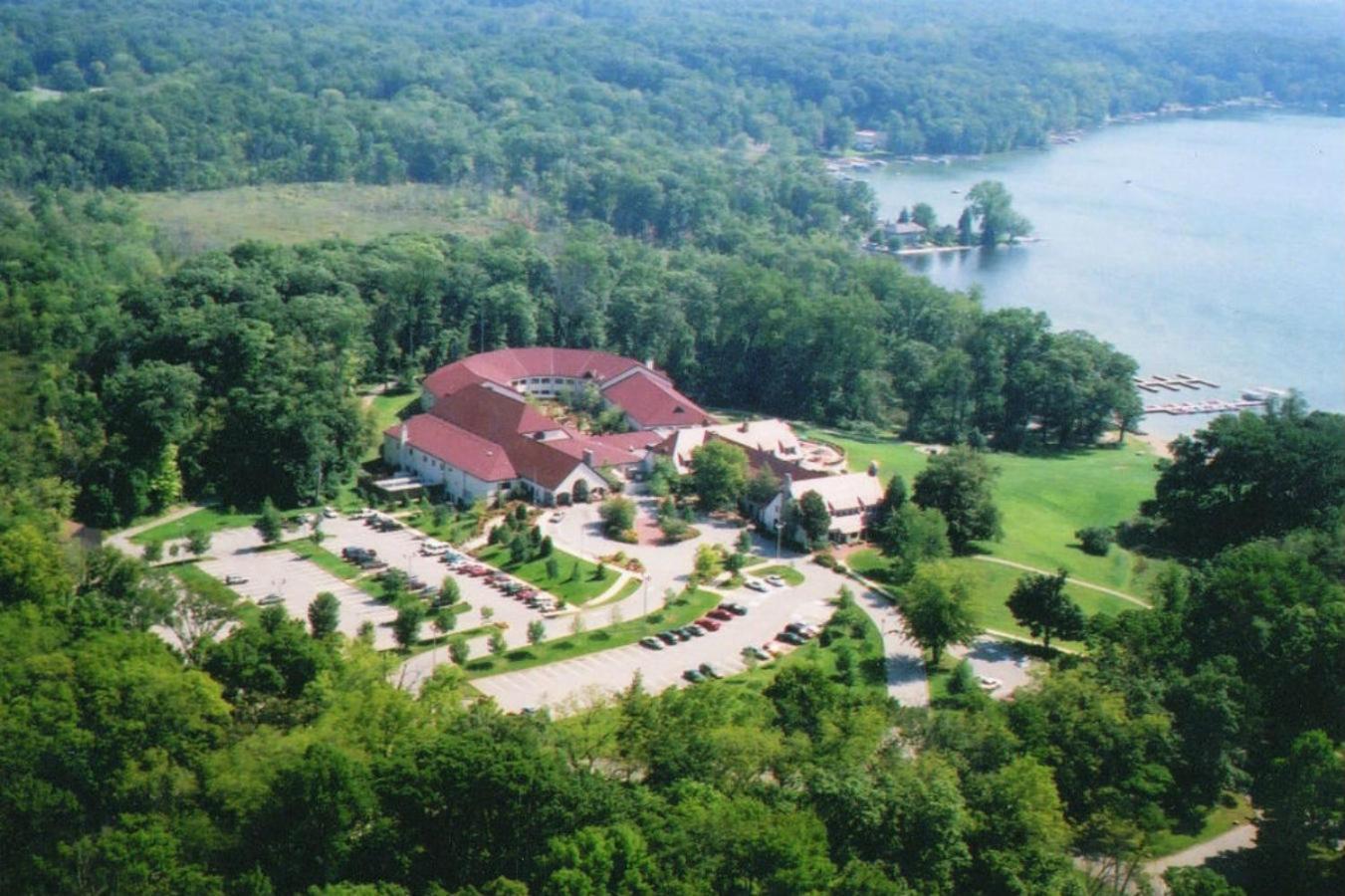 Potawatomi Inn & Cabins photo 3