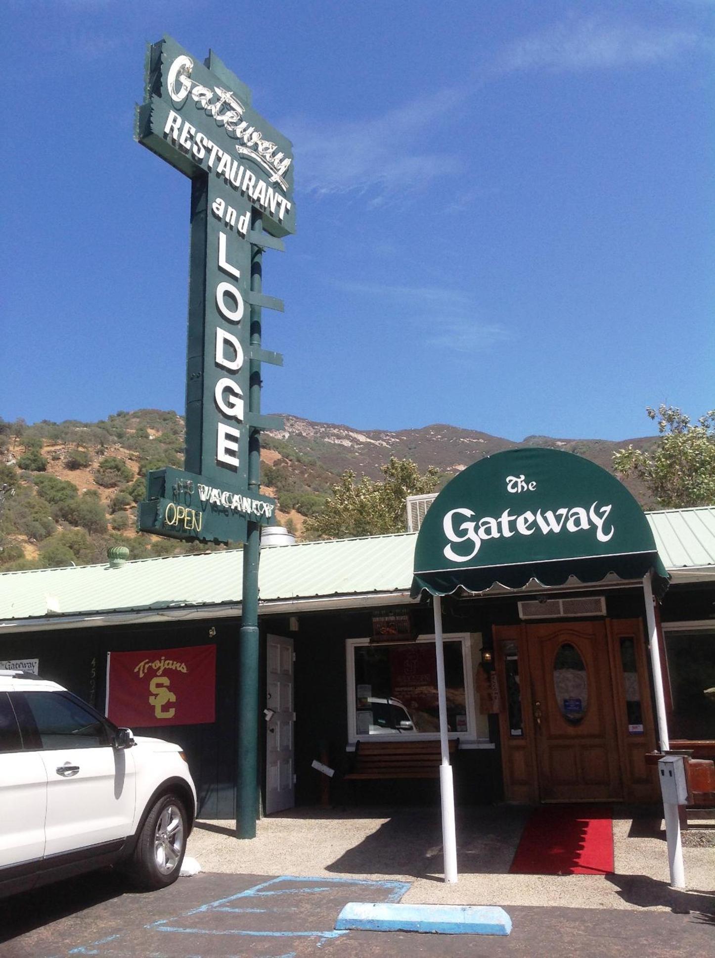 The Gateway Restaurant & Lodge photo 23