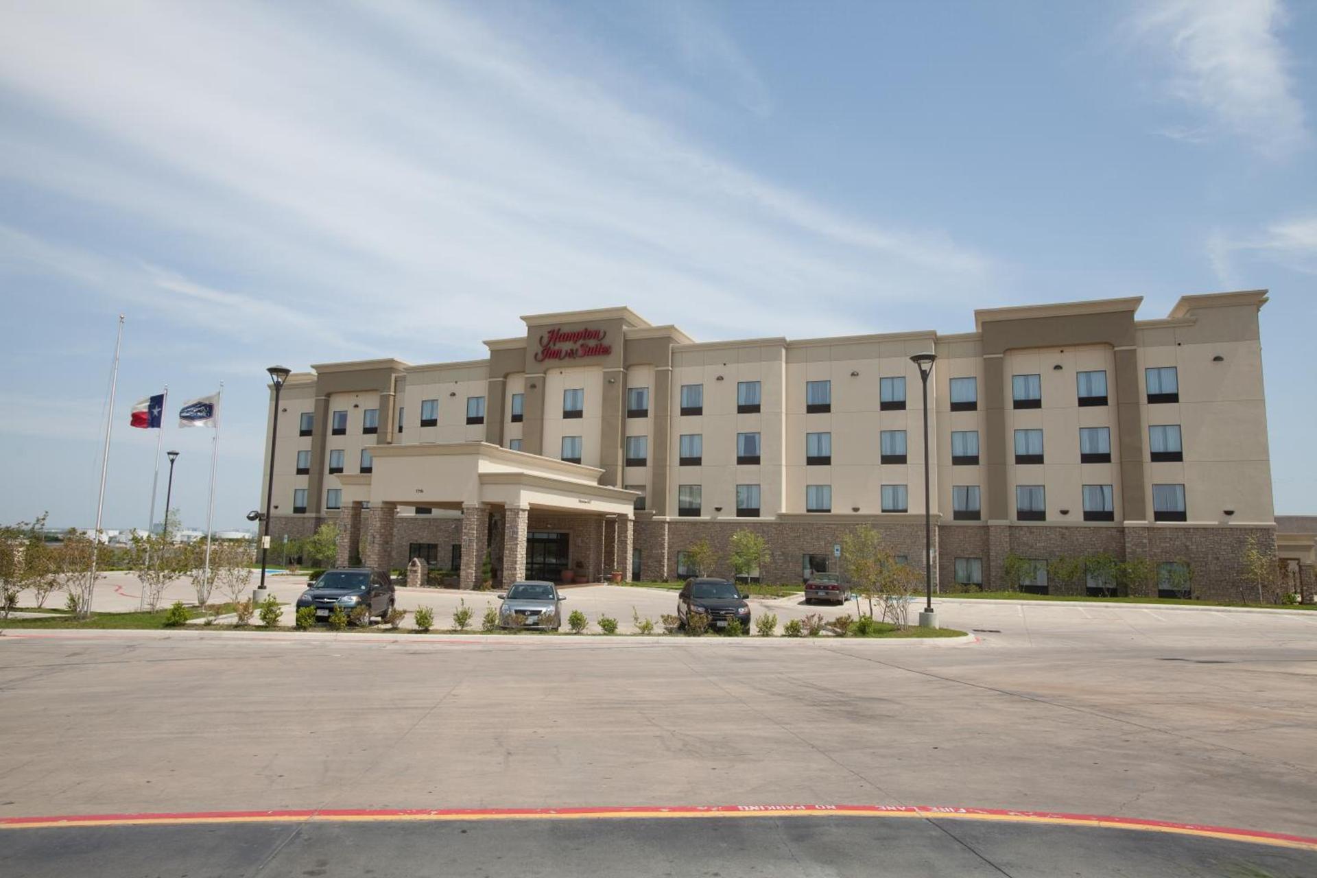 Hampton Inn & Suites Dallas I-30 Cockrell Hill, Tx photo 27