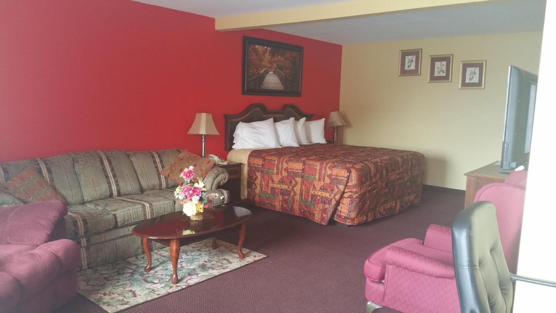 ECONOMY INN & SUITES photo 4