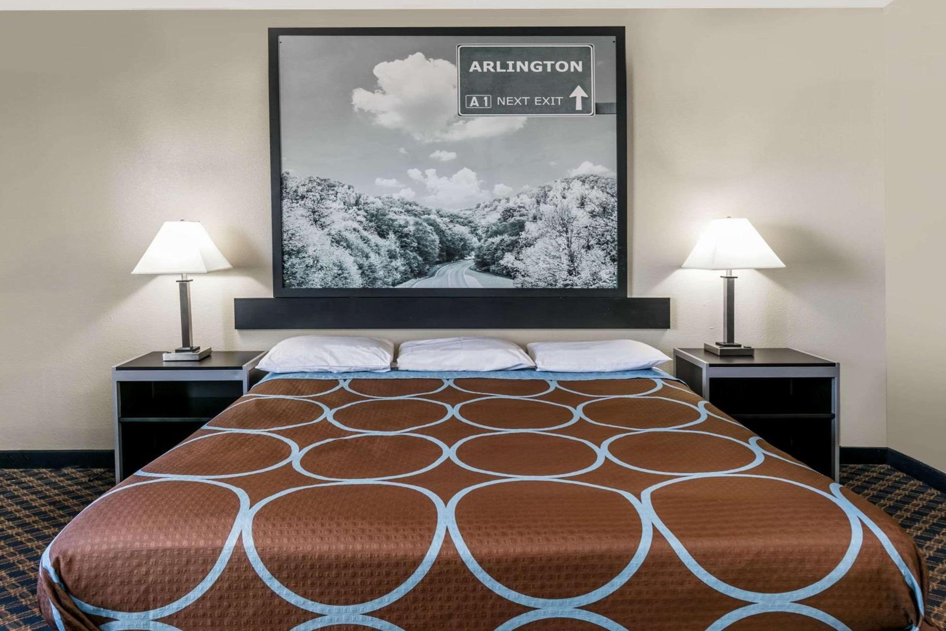 Super 8 by Wyndham Arlington Near AT&T Stadium photo 39