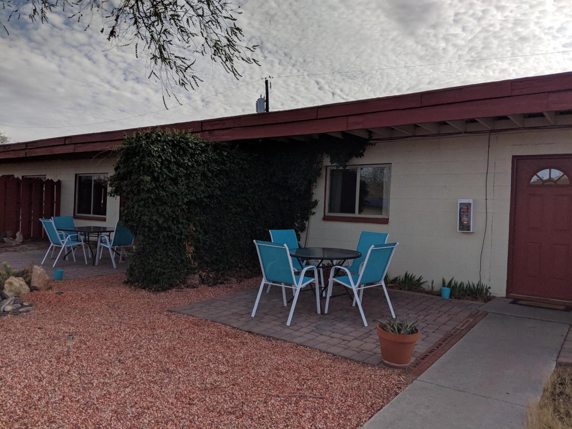 Red Rock Motel and Dam Motel photo 38
