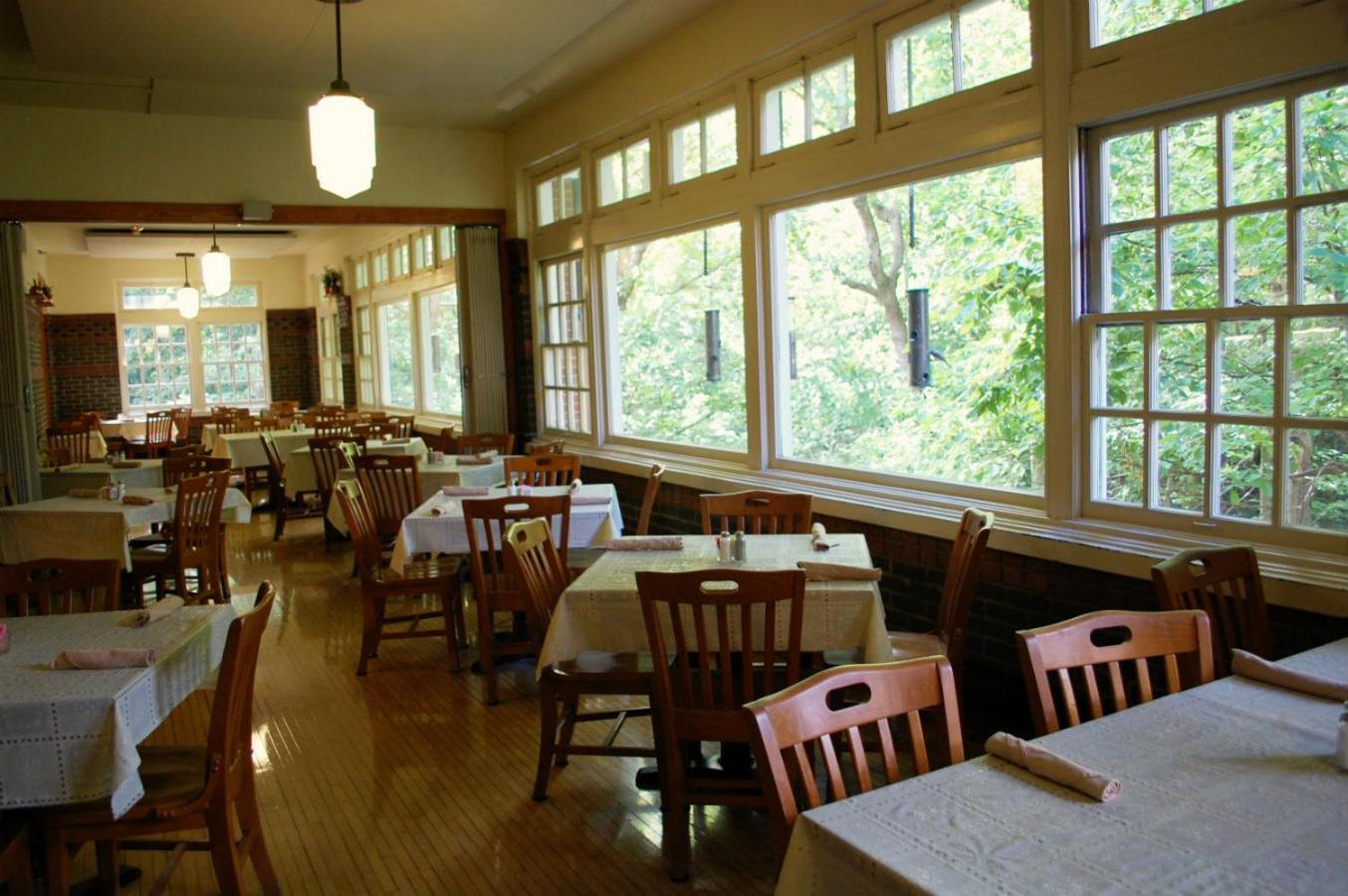 Canyon Inn photo 14