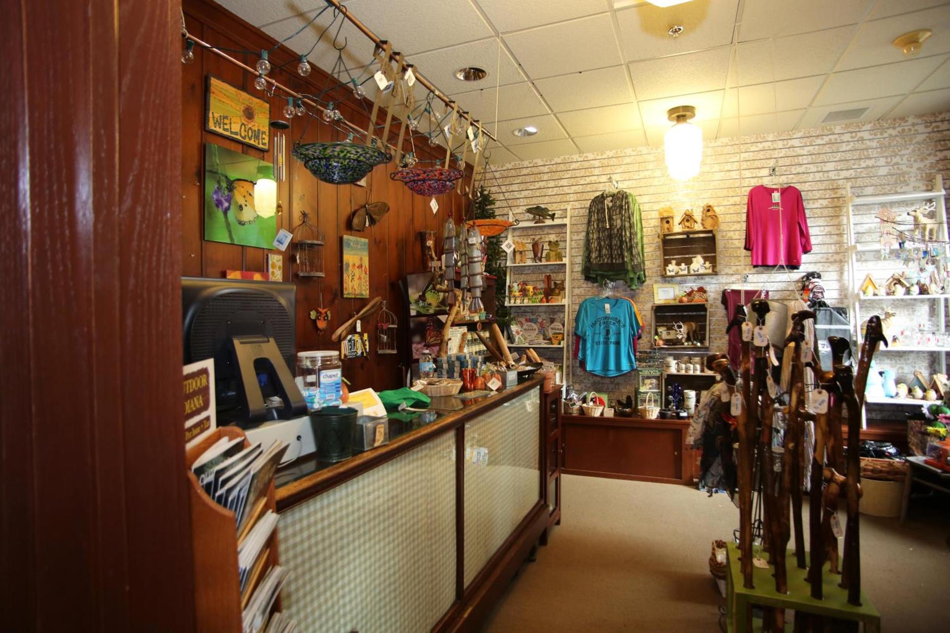 Canyon Inn photo 13
