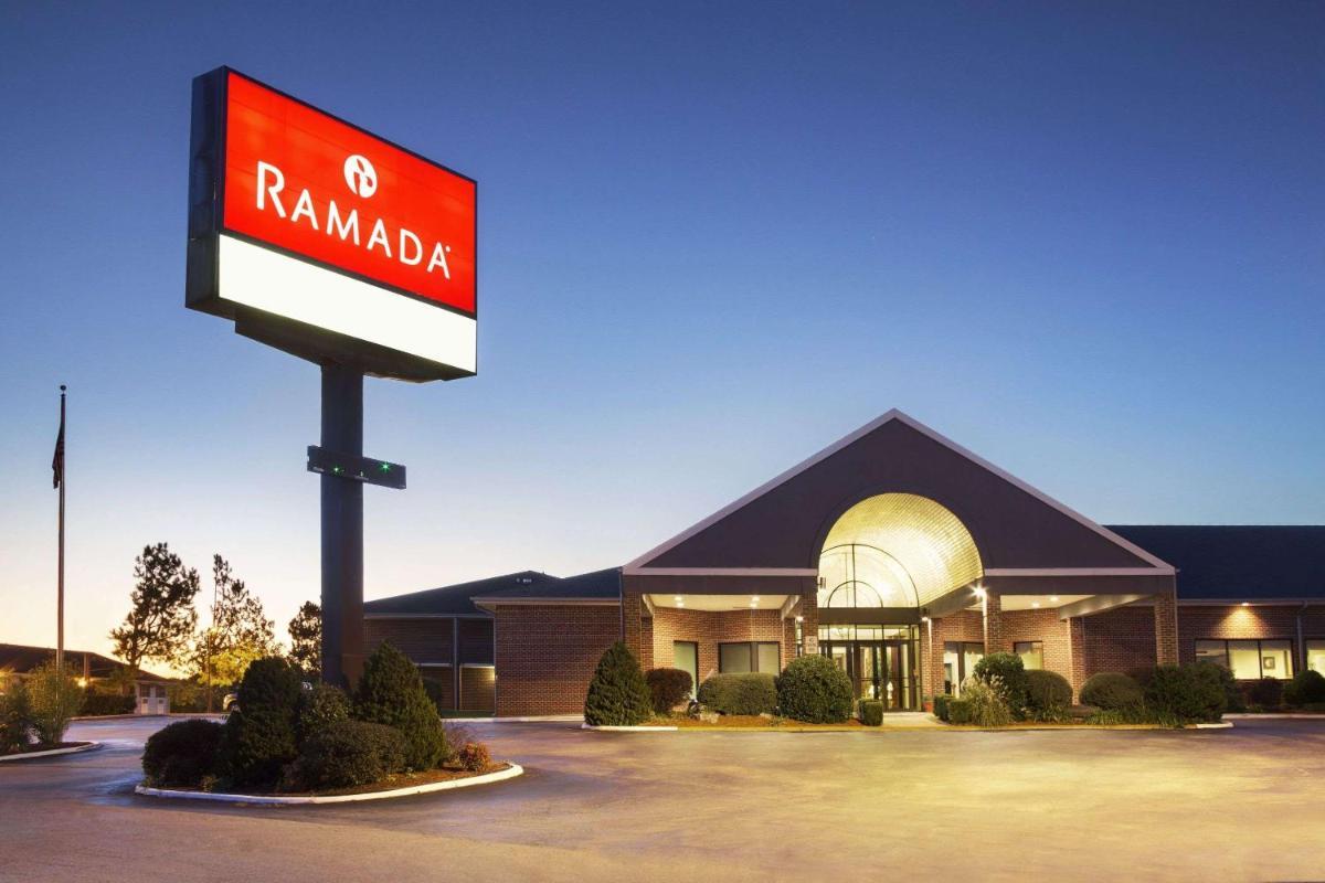 Ramada by Wyndham Batesville — hotel in Batesville