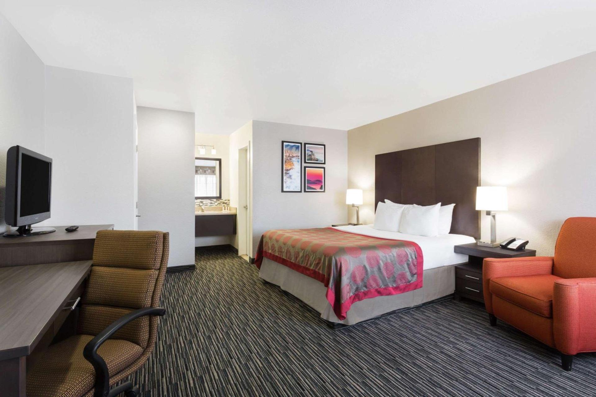 Ramada by Wyndham Monterey photo 43